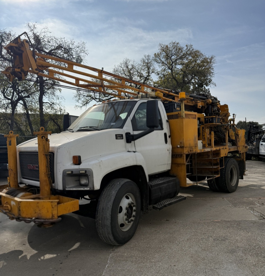 2005 CME 55 Drill Rig – Fully Loaded, Clean DOT Unit