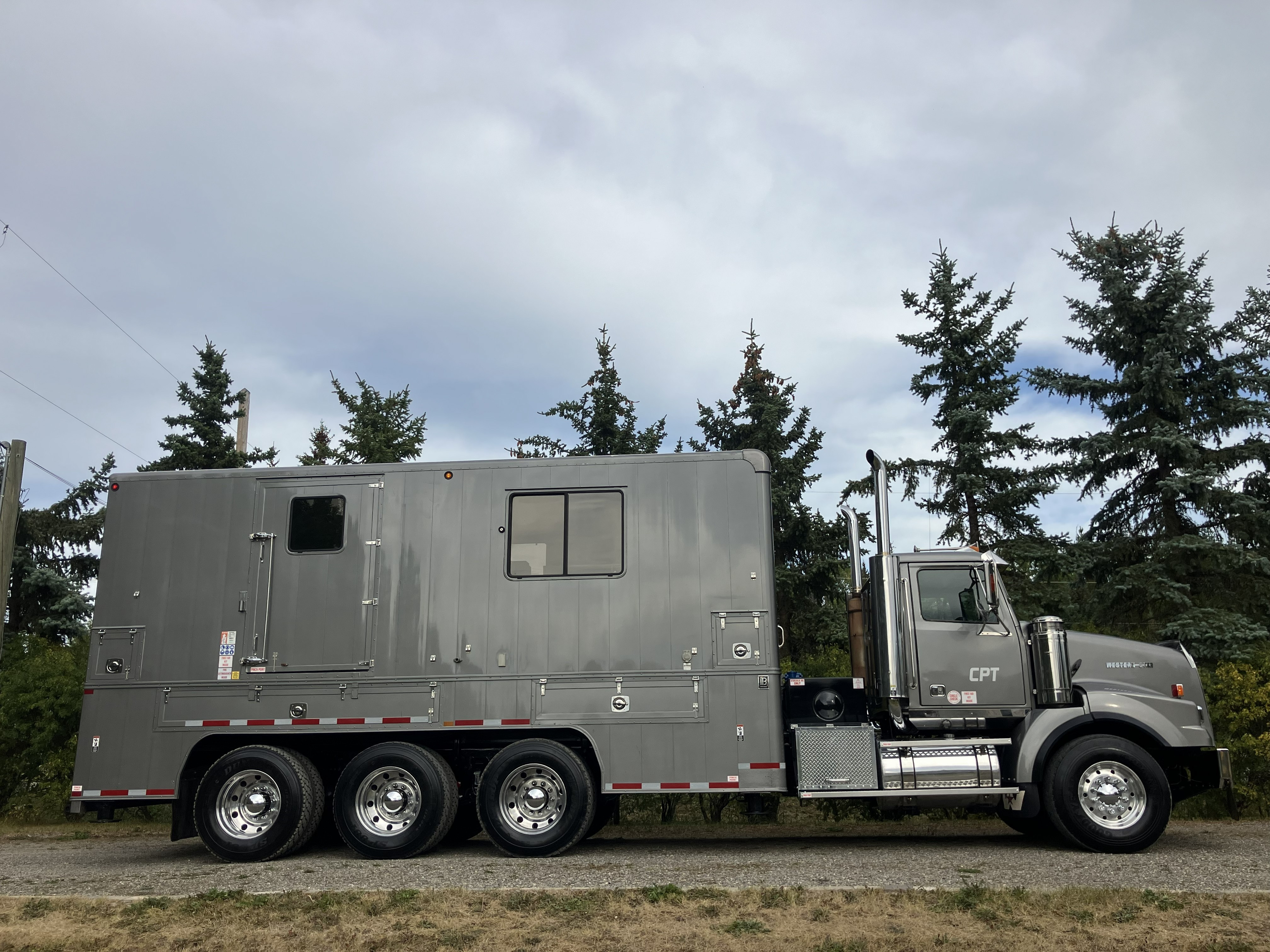 2004 Western Star 4900 SA CONSTELLATION