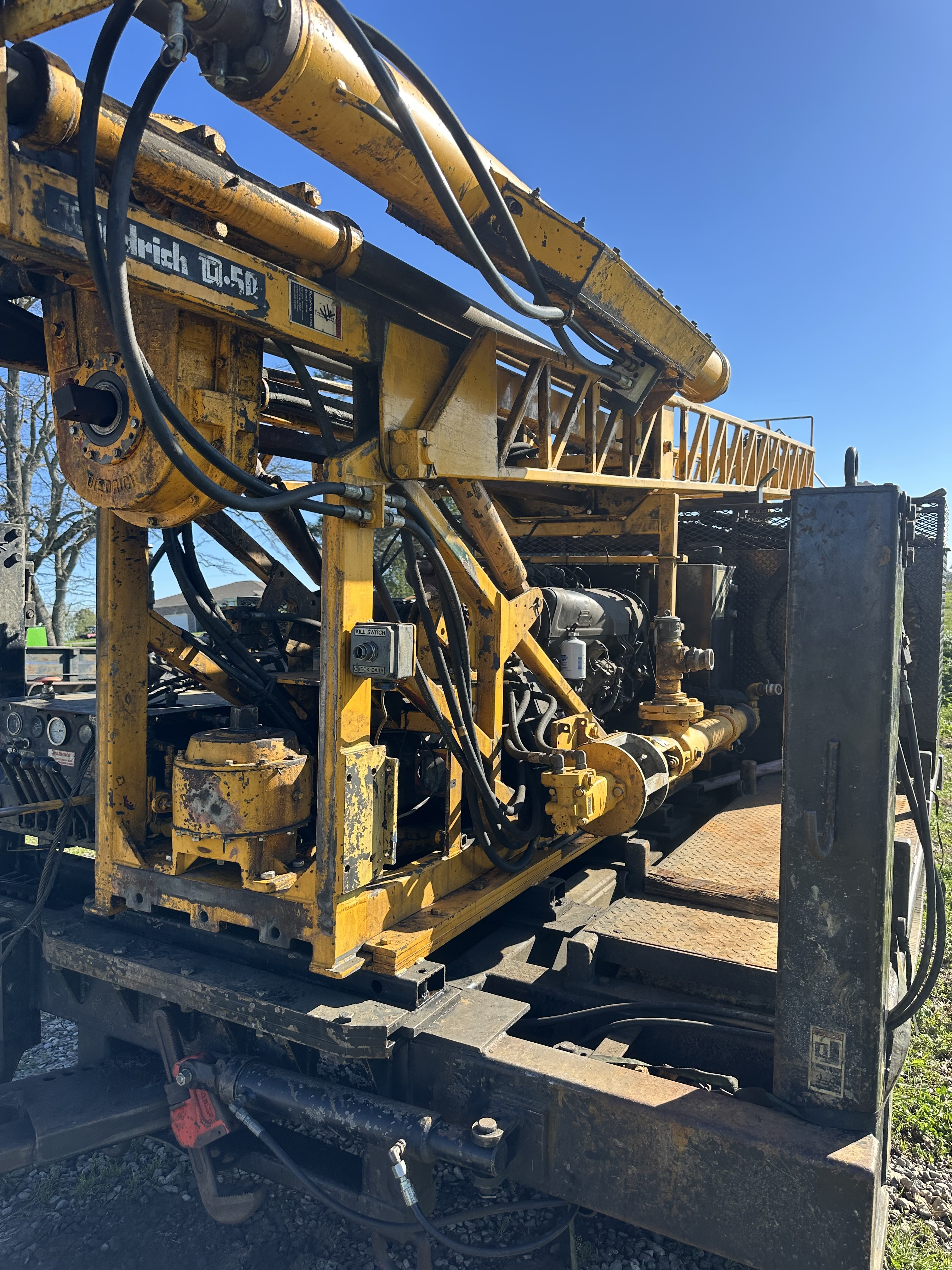 1996 Diedrich Drill D-50 ON MOROOKA CARRIER