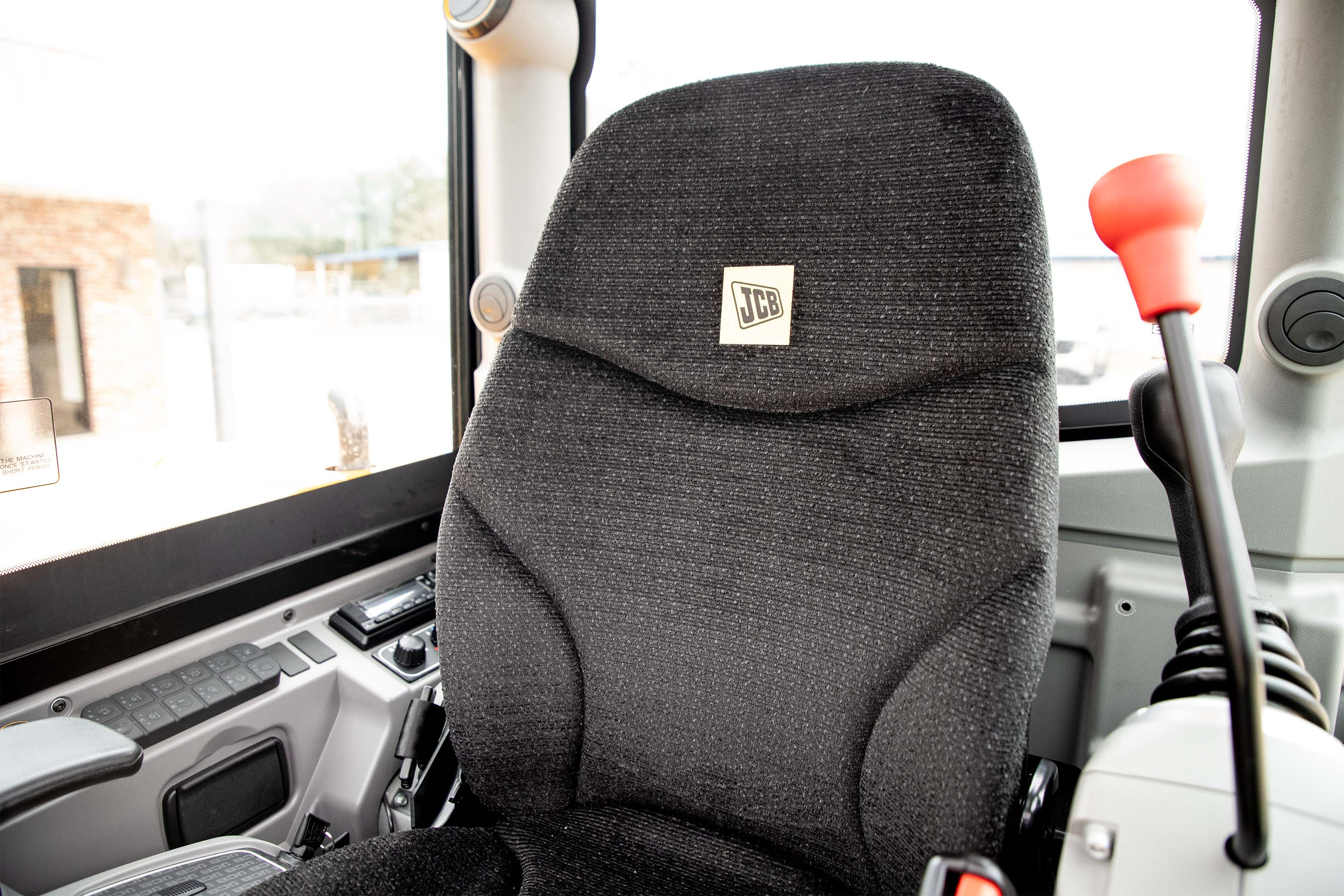 2026 JCB 85Z-2