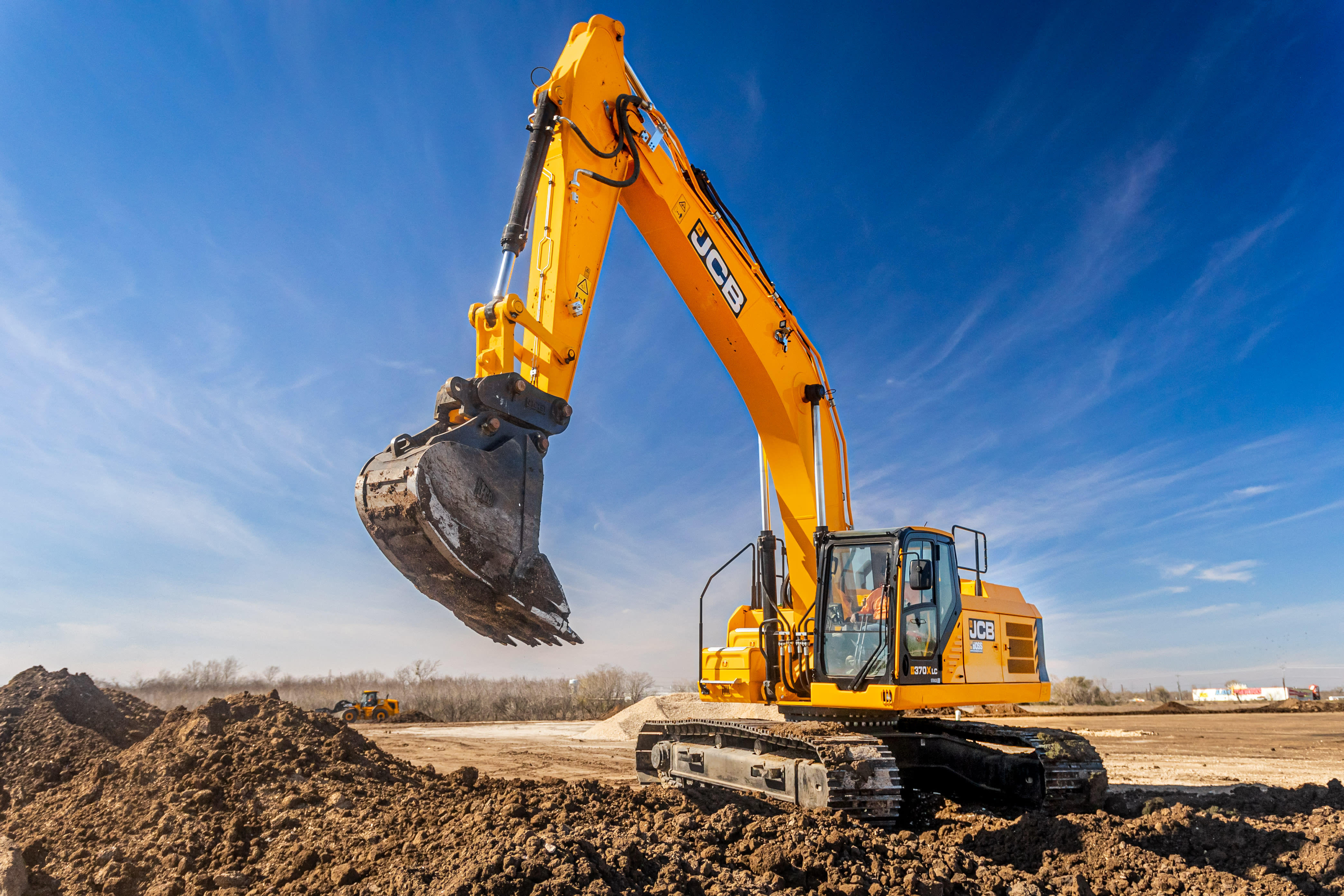 2026 JCB 370X