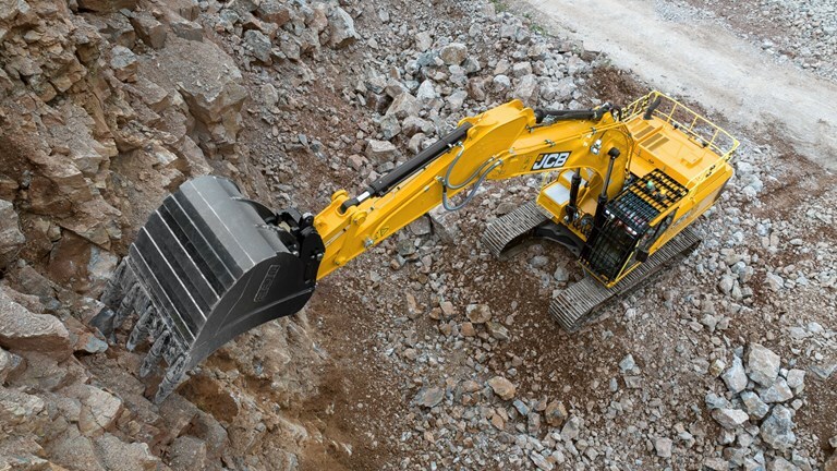 2026 JCB 370X