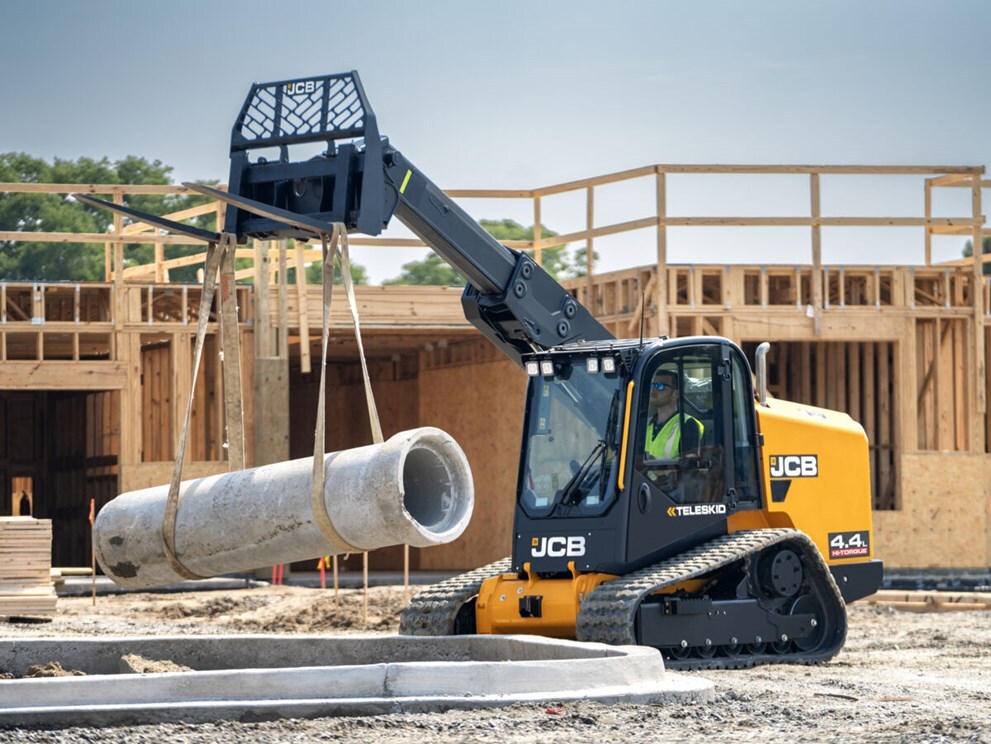 2026 JCB 4TS-8T