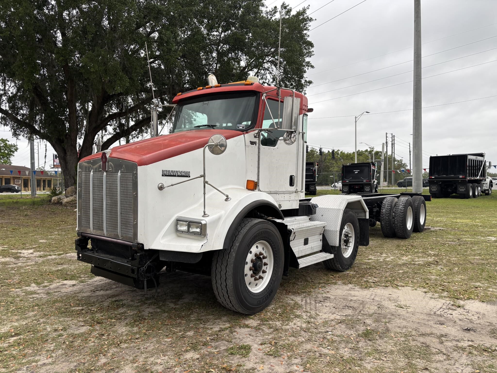 Photo of a 2011 Kenworth T800