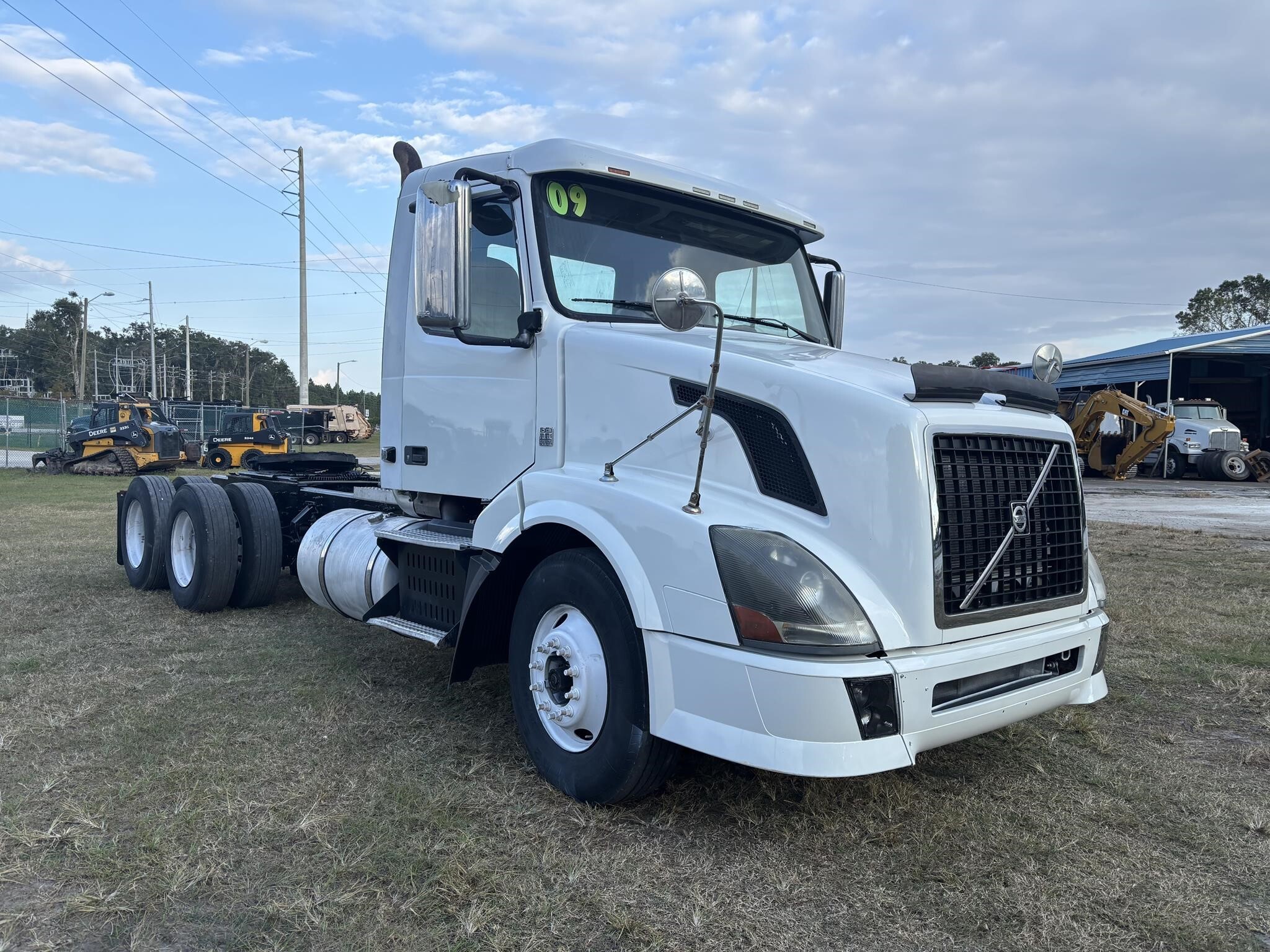 2009 Volvo VNL64T300