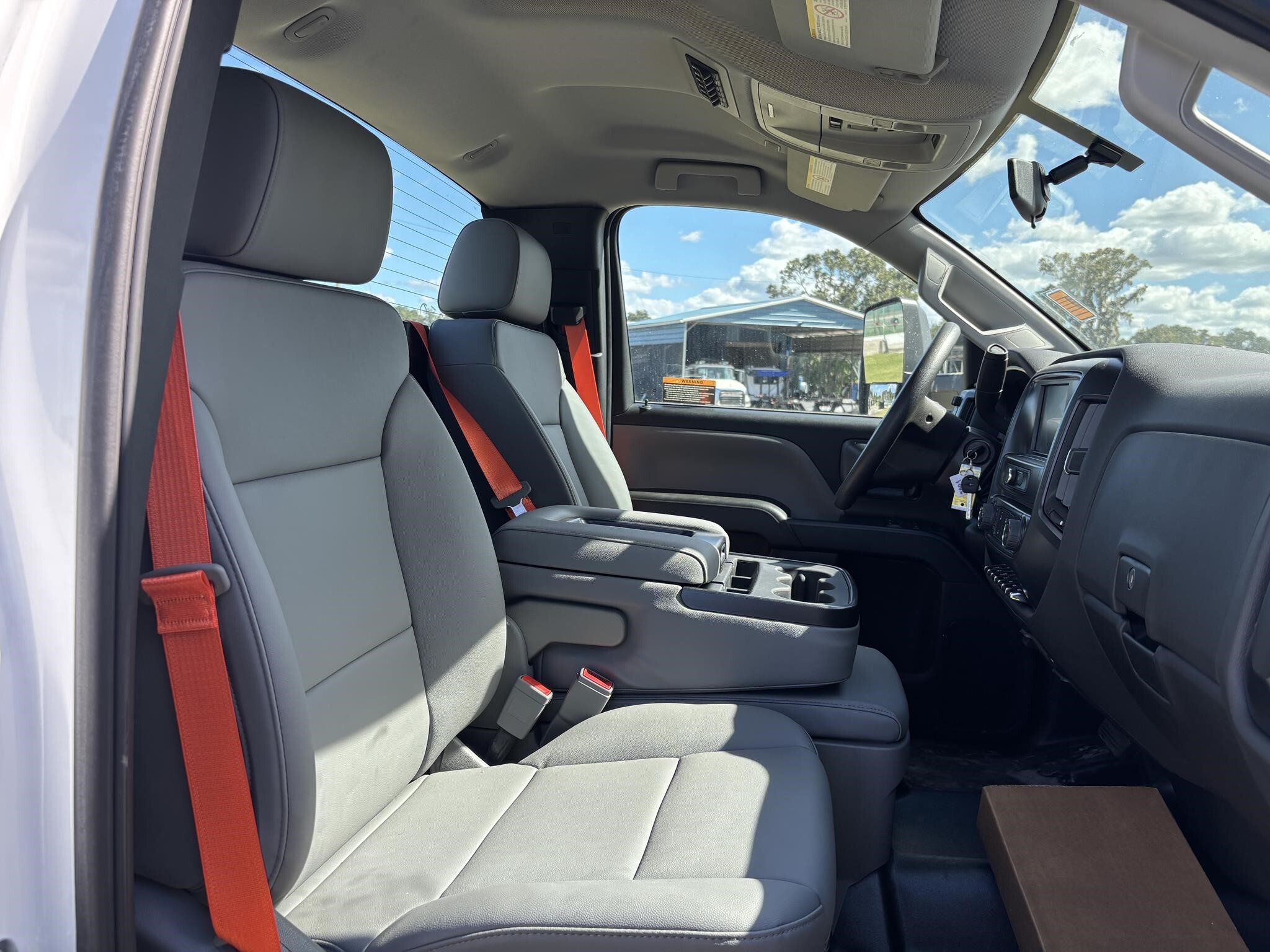 2023 Chevrolet SILVERADO 5500HD