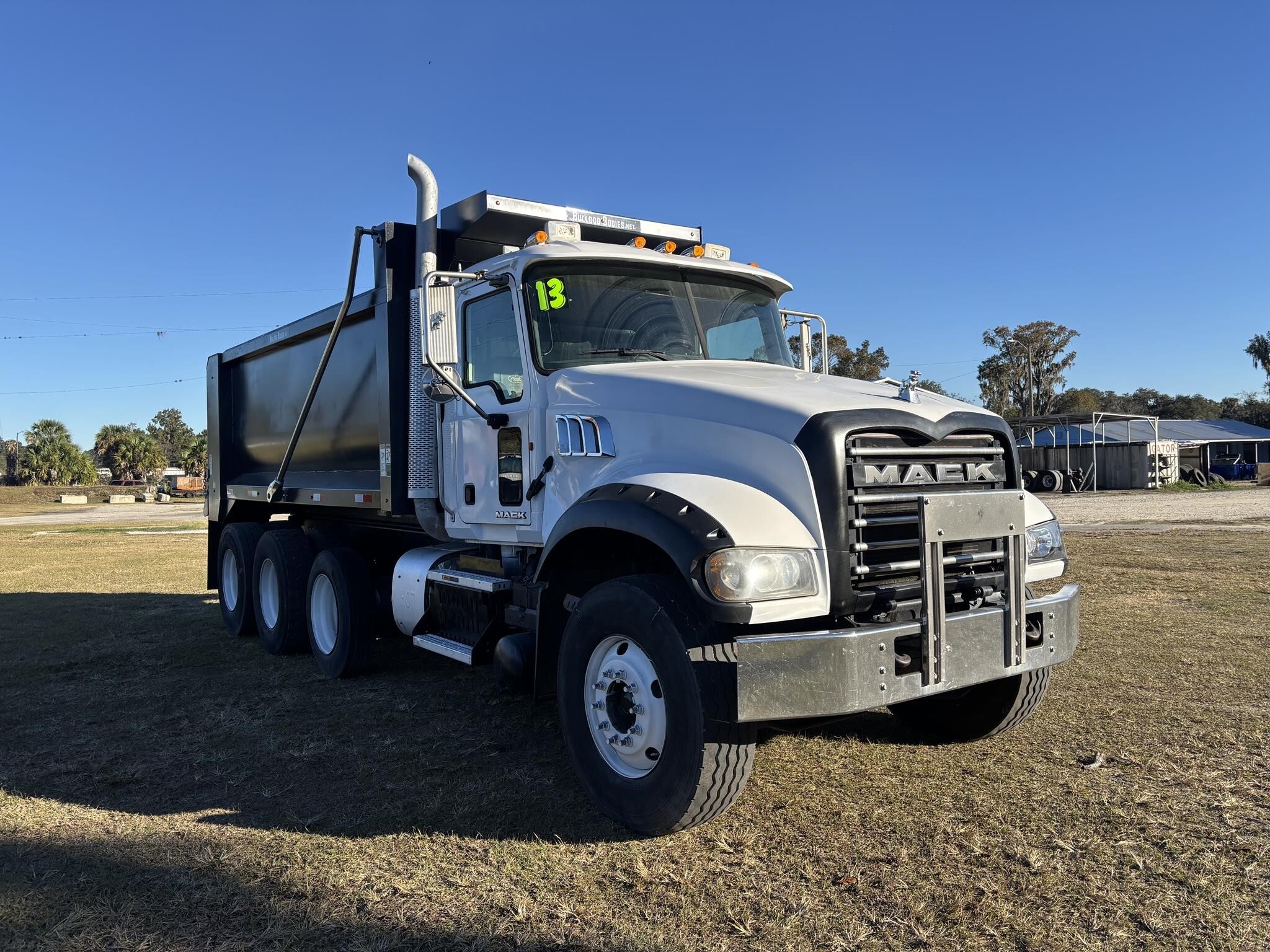 2013 Mack GRANITE GU713