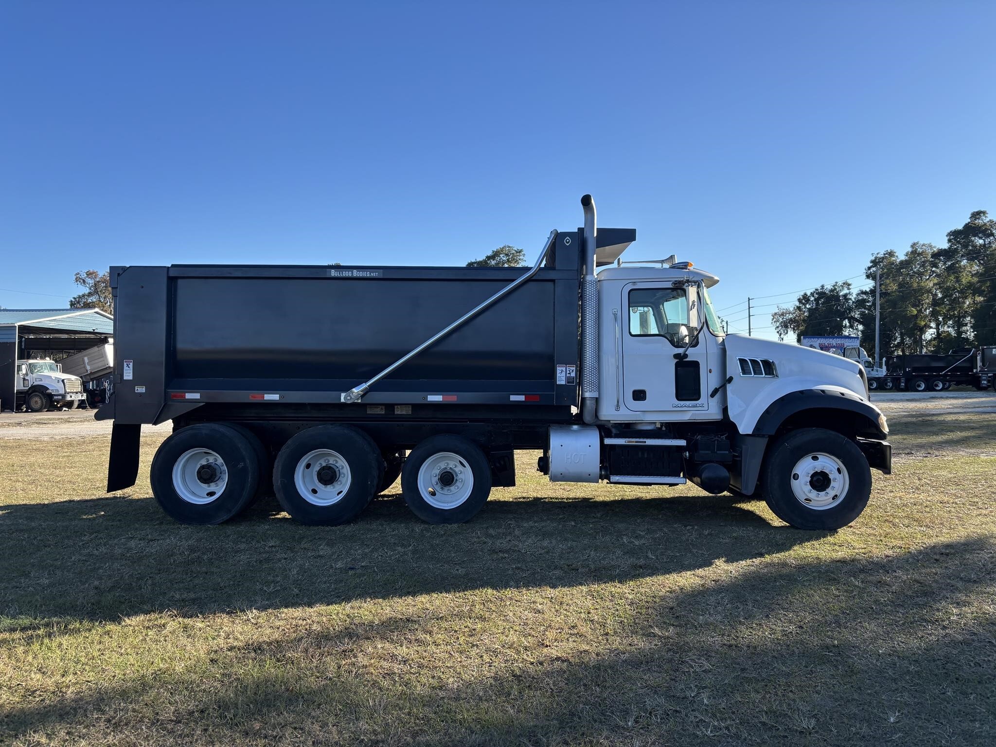 2013 Mack GRANITE GU713
