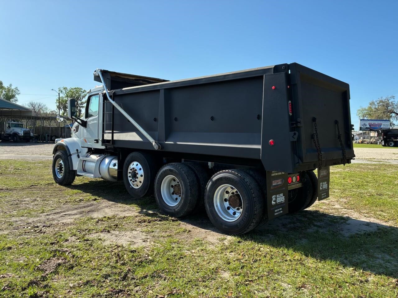 2020 Peterbilt 567