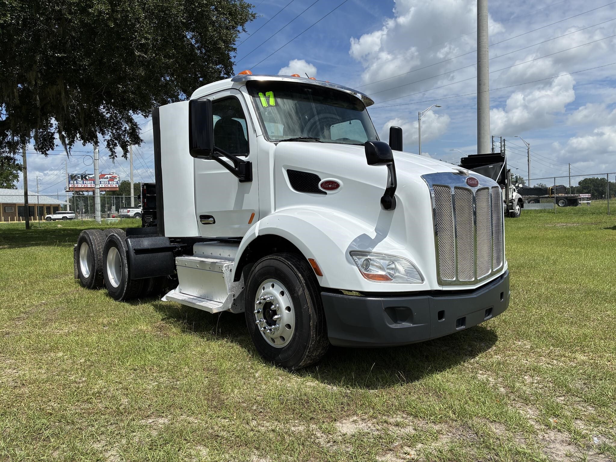 2017 Peterbilt 579
