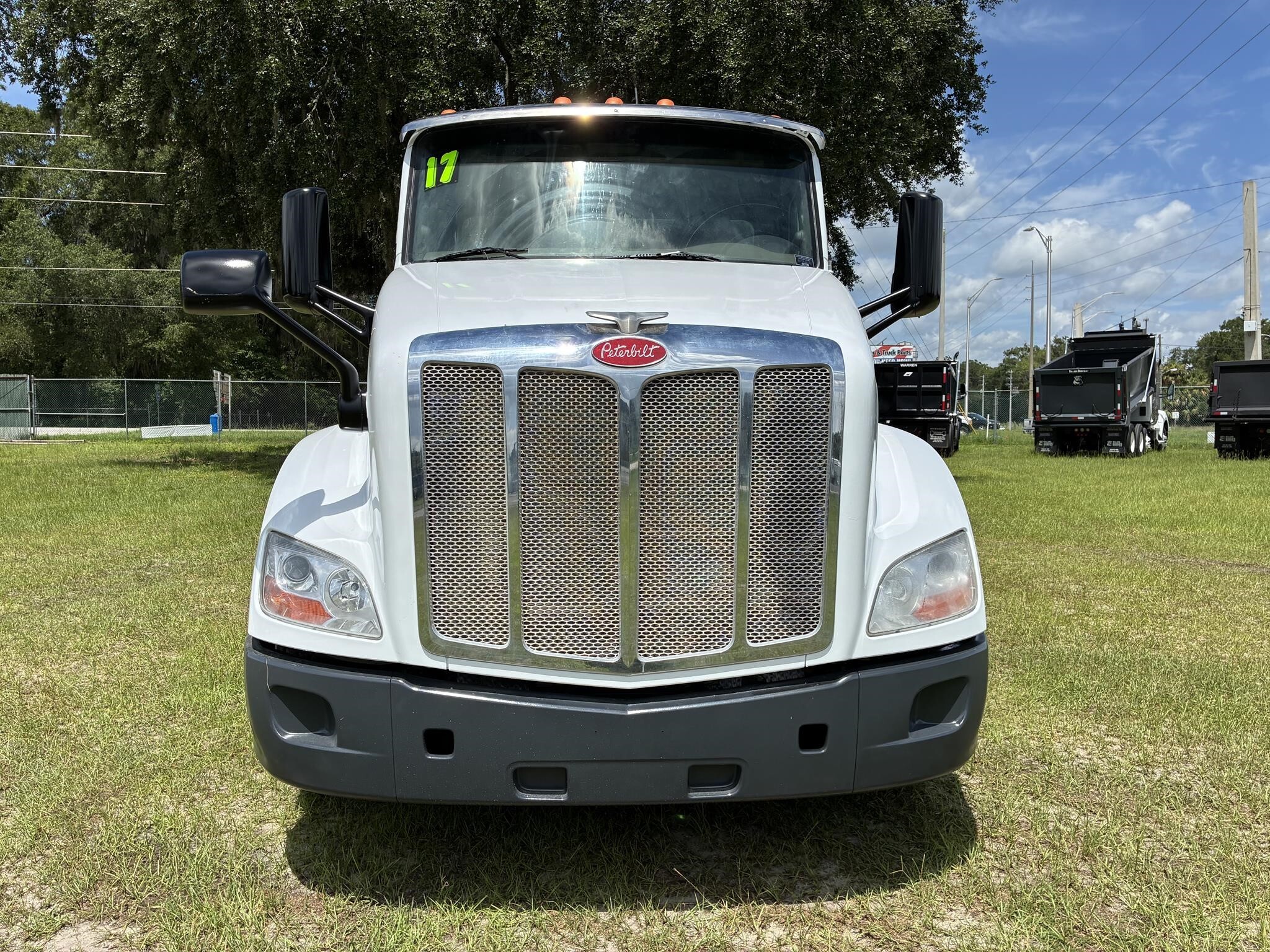2017 Peterbilt 579