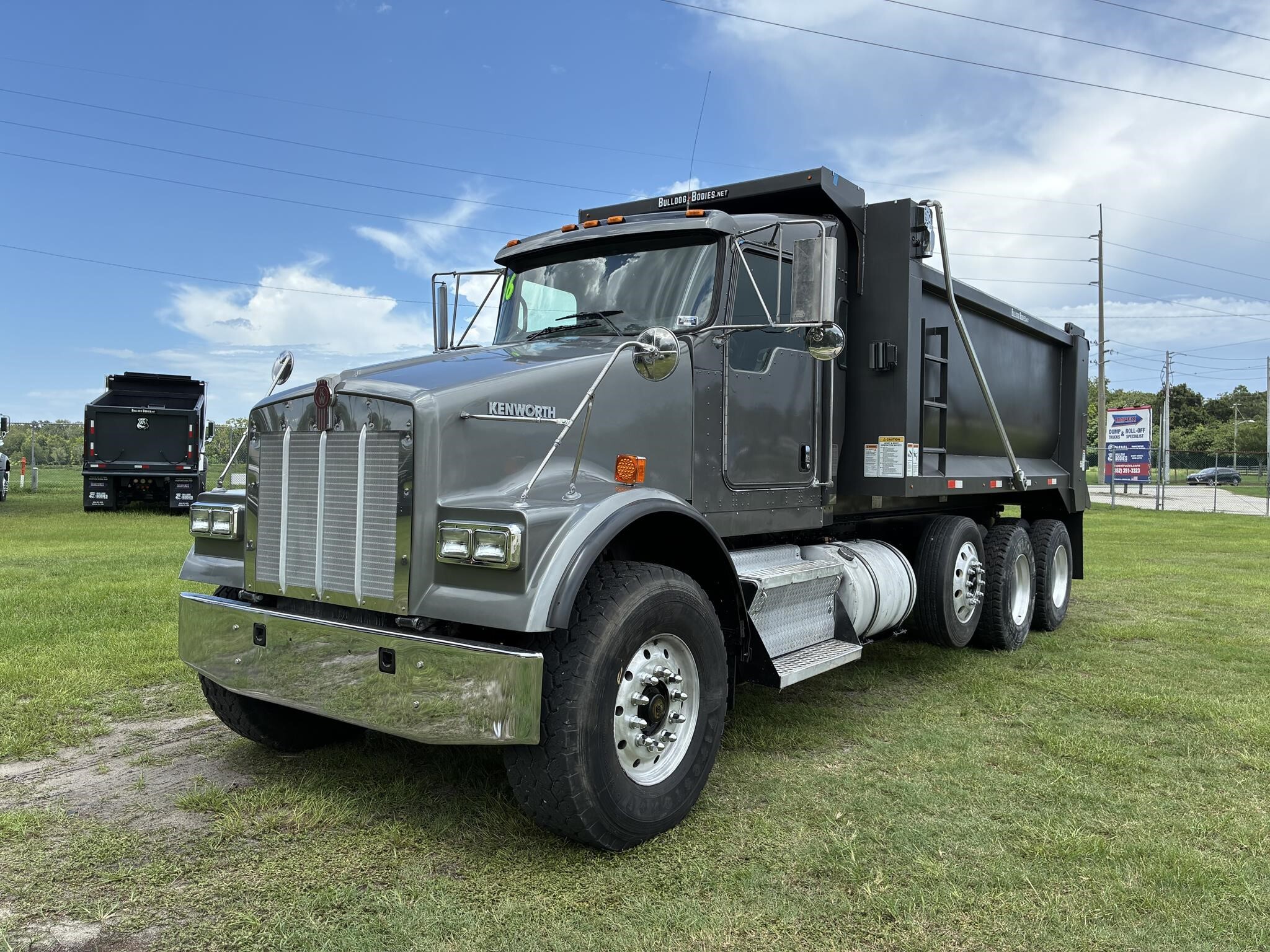 2016 Kenworth W900