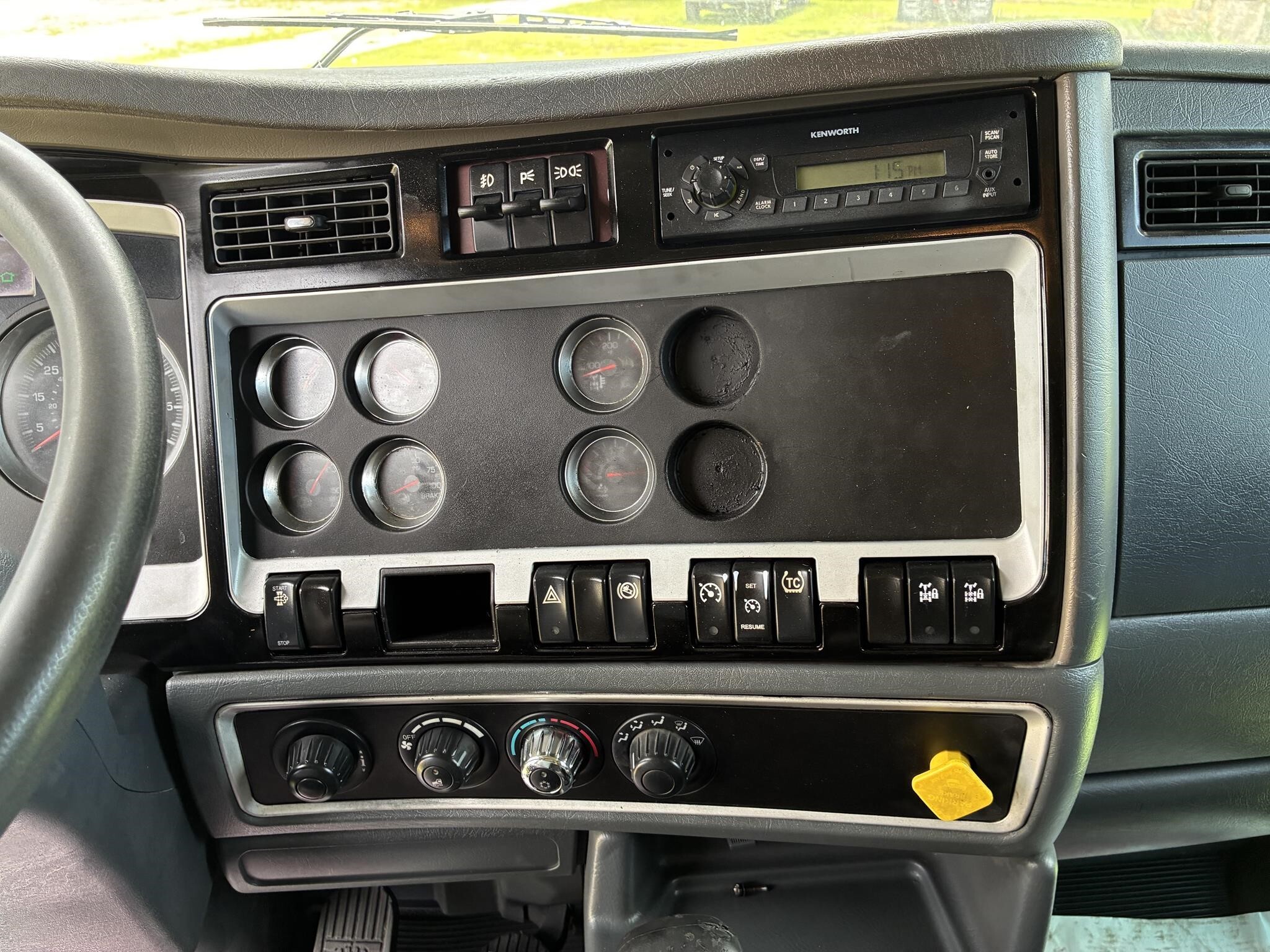 2016 Kenworth W900