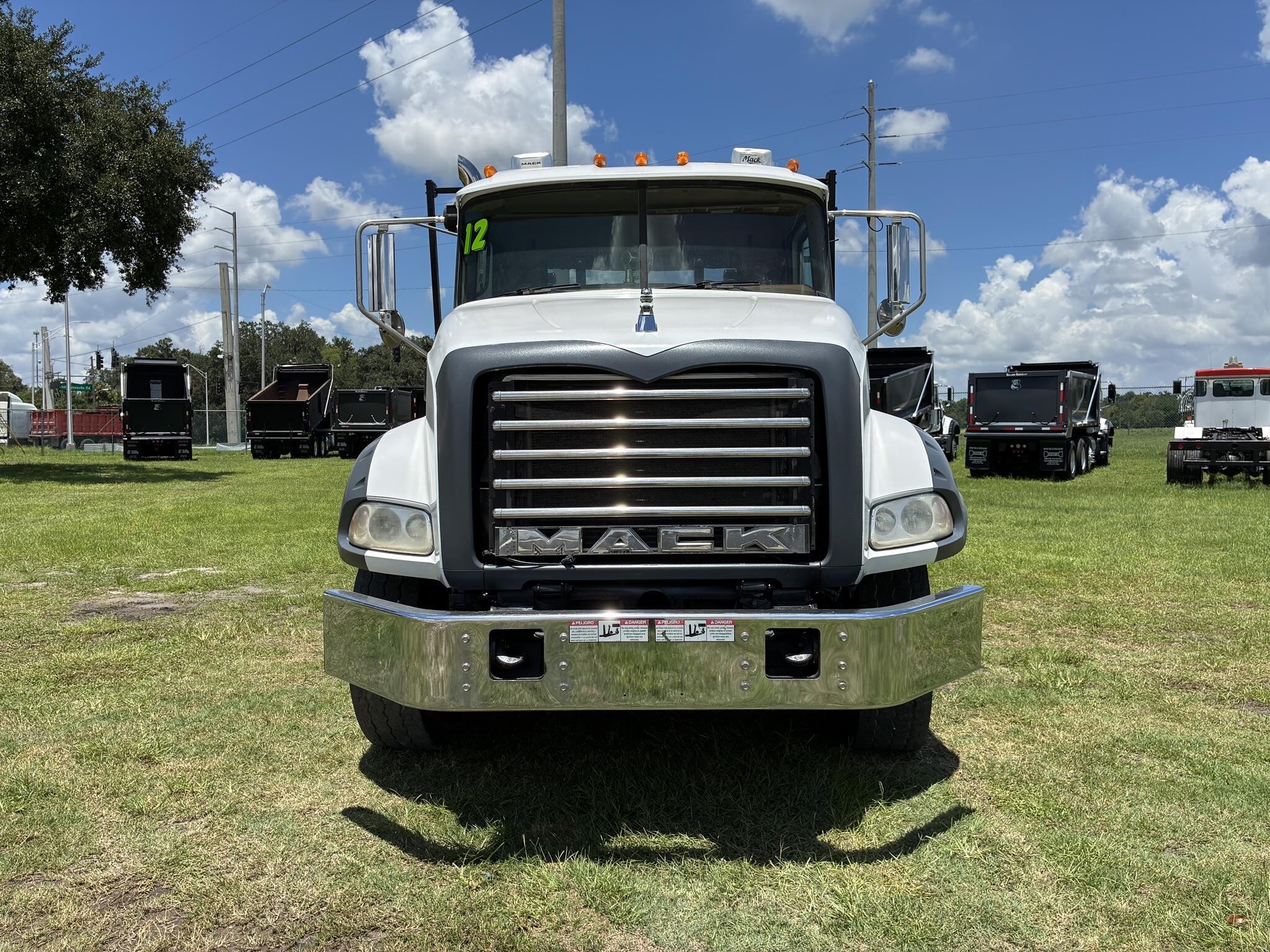 2012 Mack GRANITE GU813
