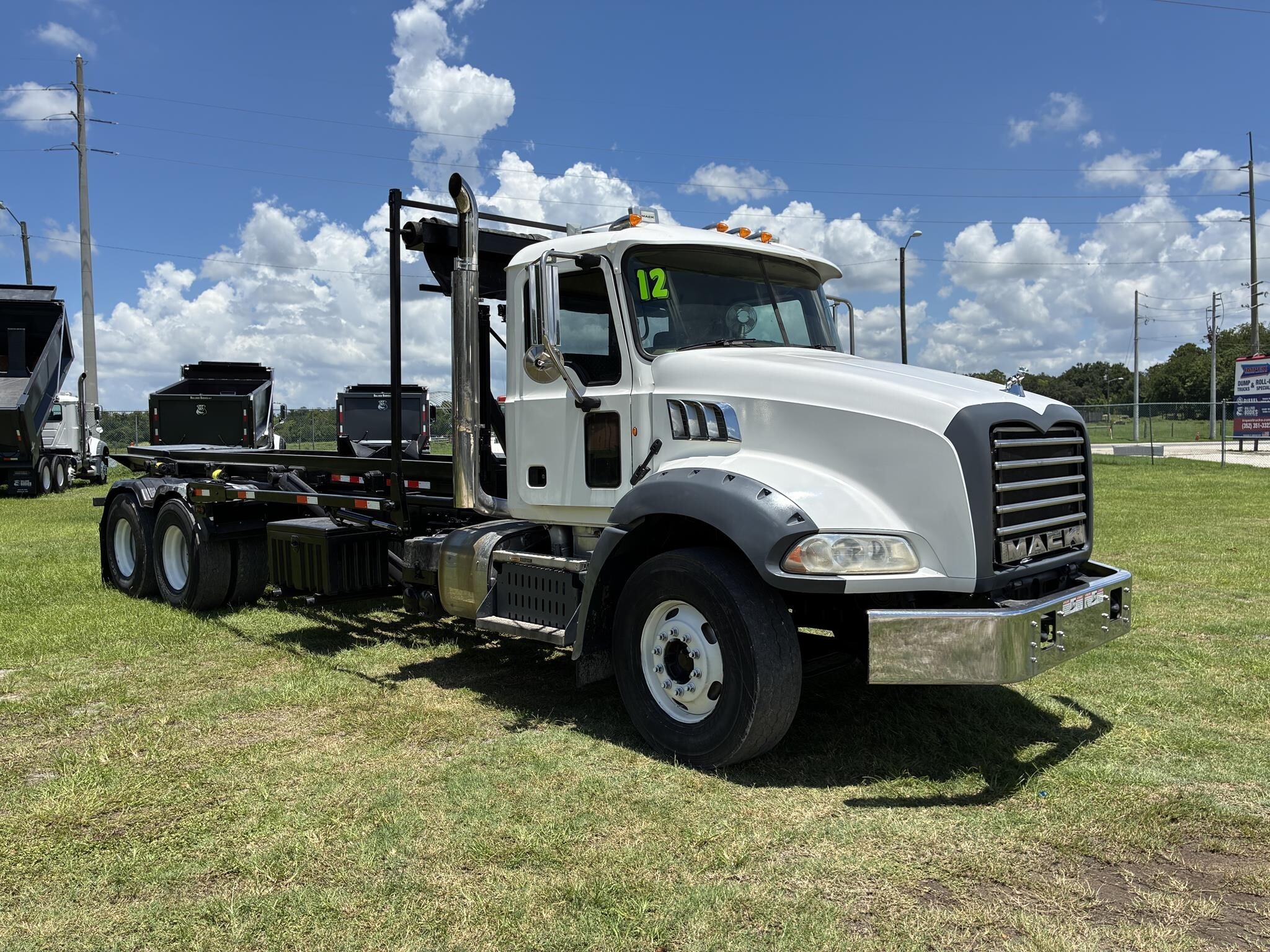 2012 Mack GRANITE GU813