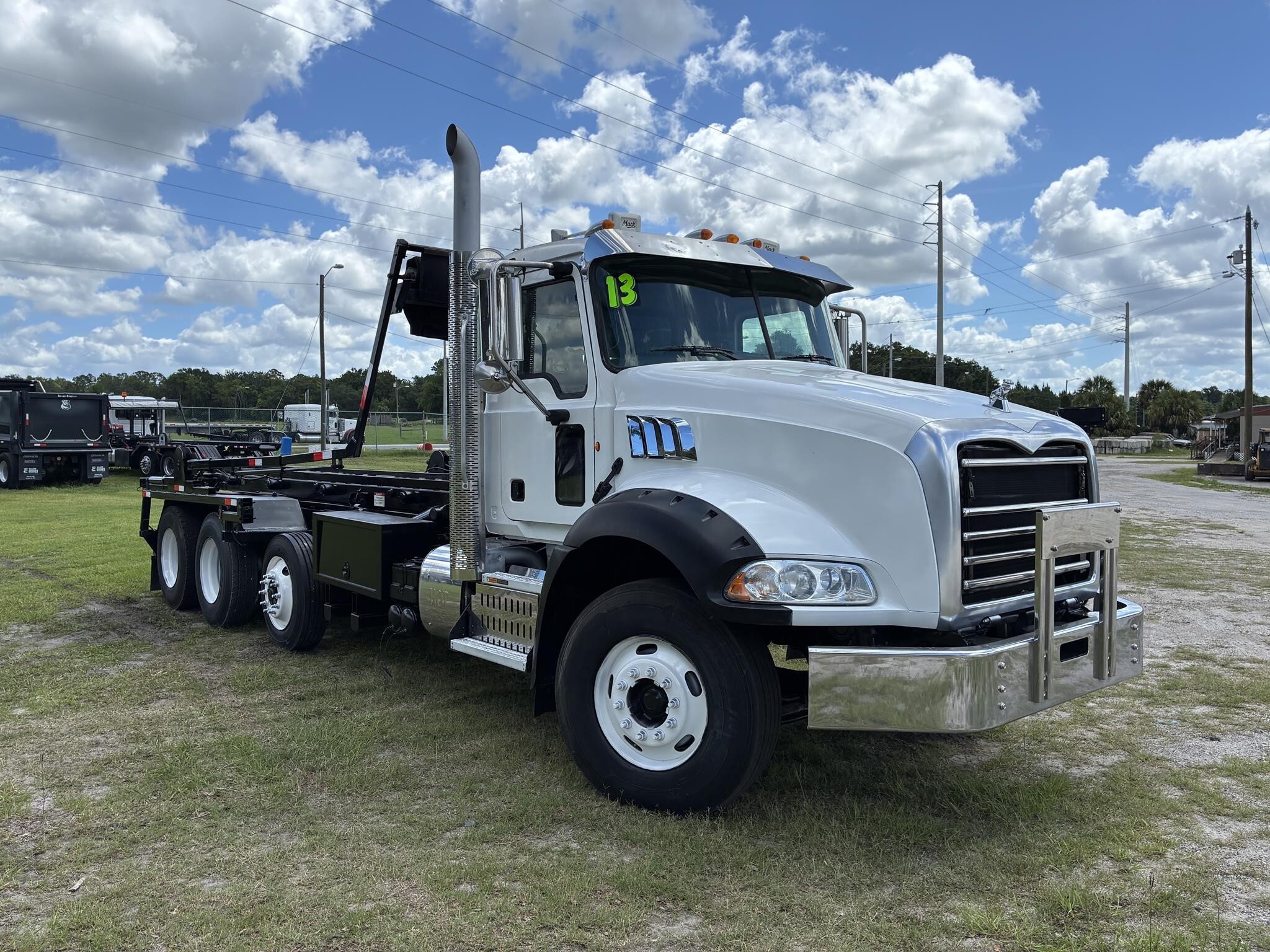 2013 Mack GRANITE GU813
