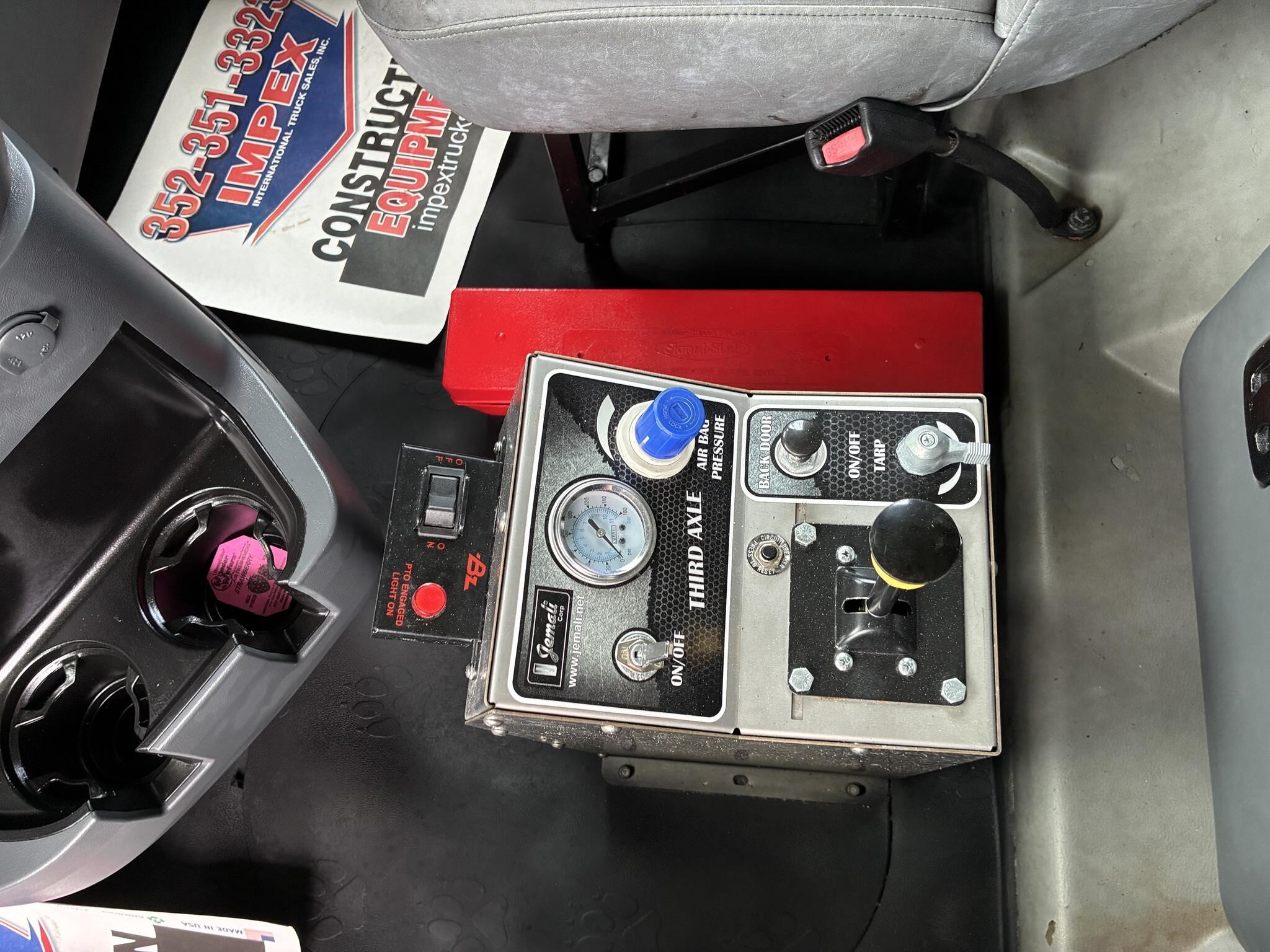 2015 Mack GRANITE GU713