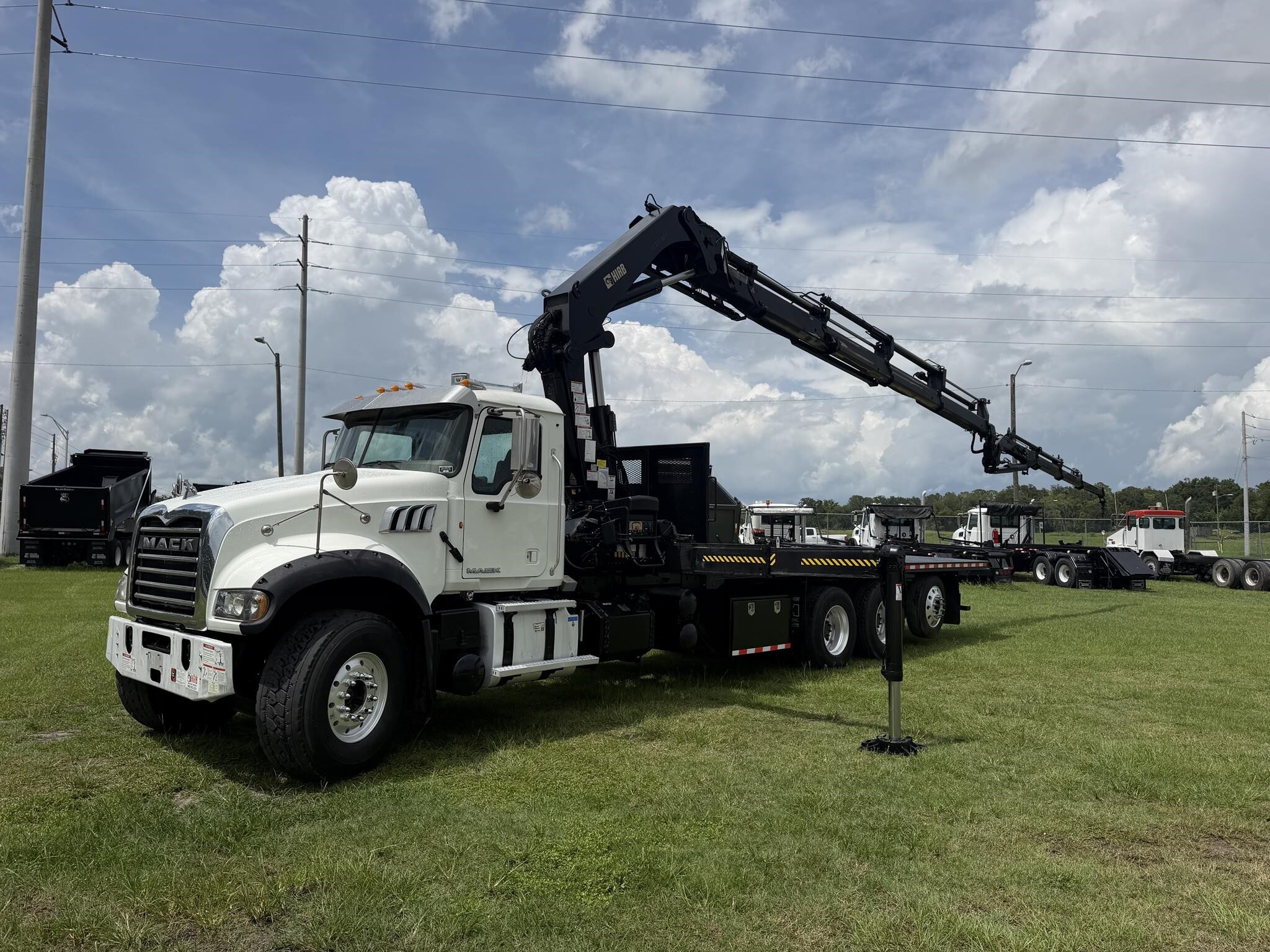 2016 Hiab XS322E-4 HIPRO