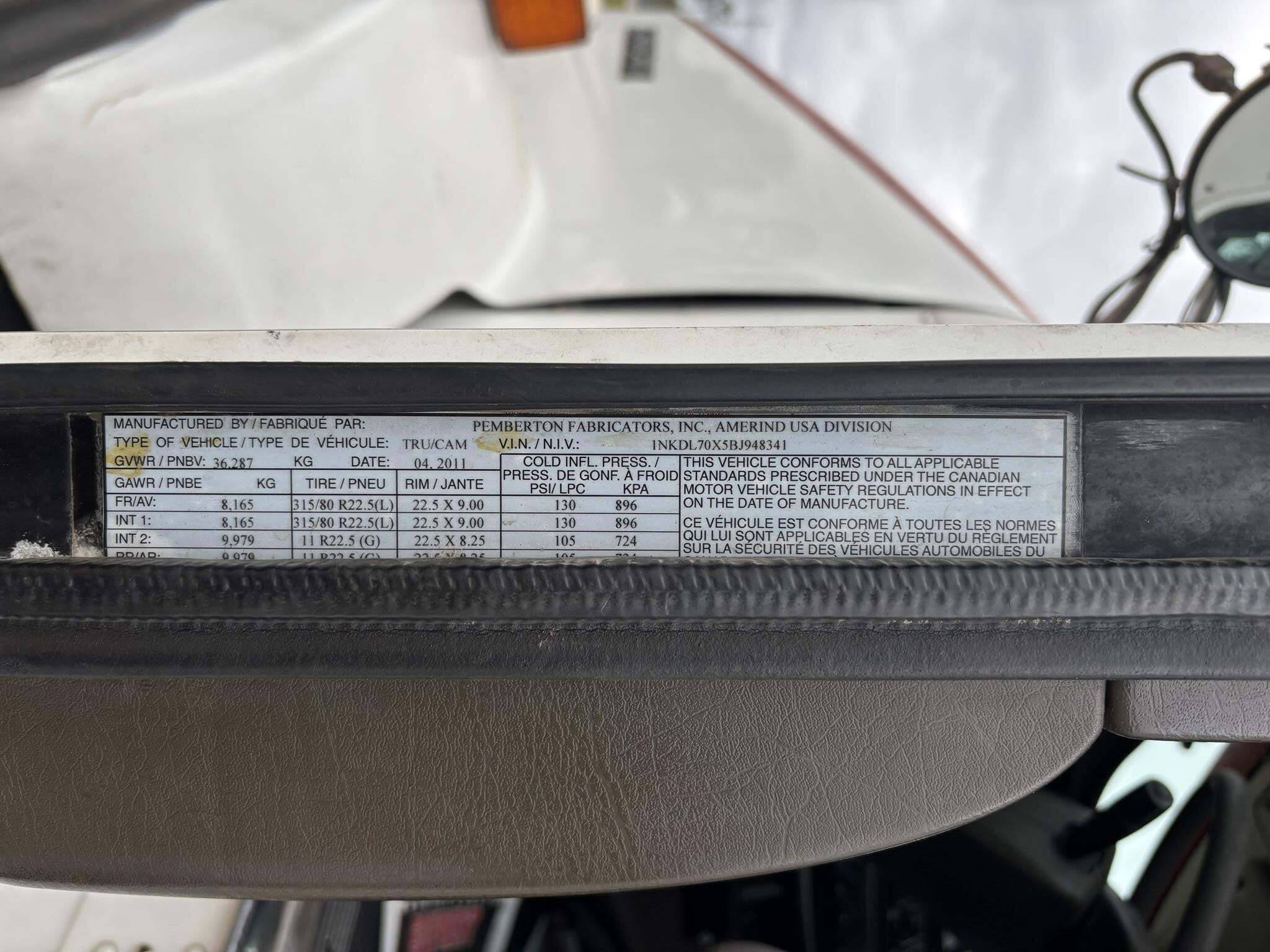 2011 Kenworth T800
