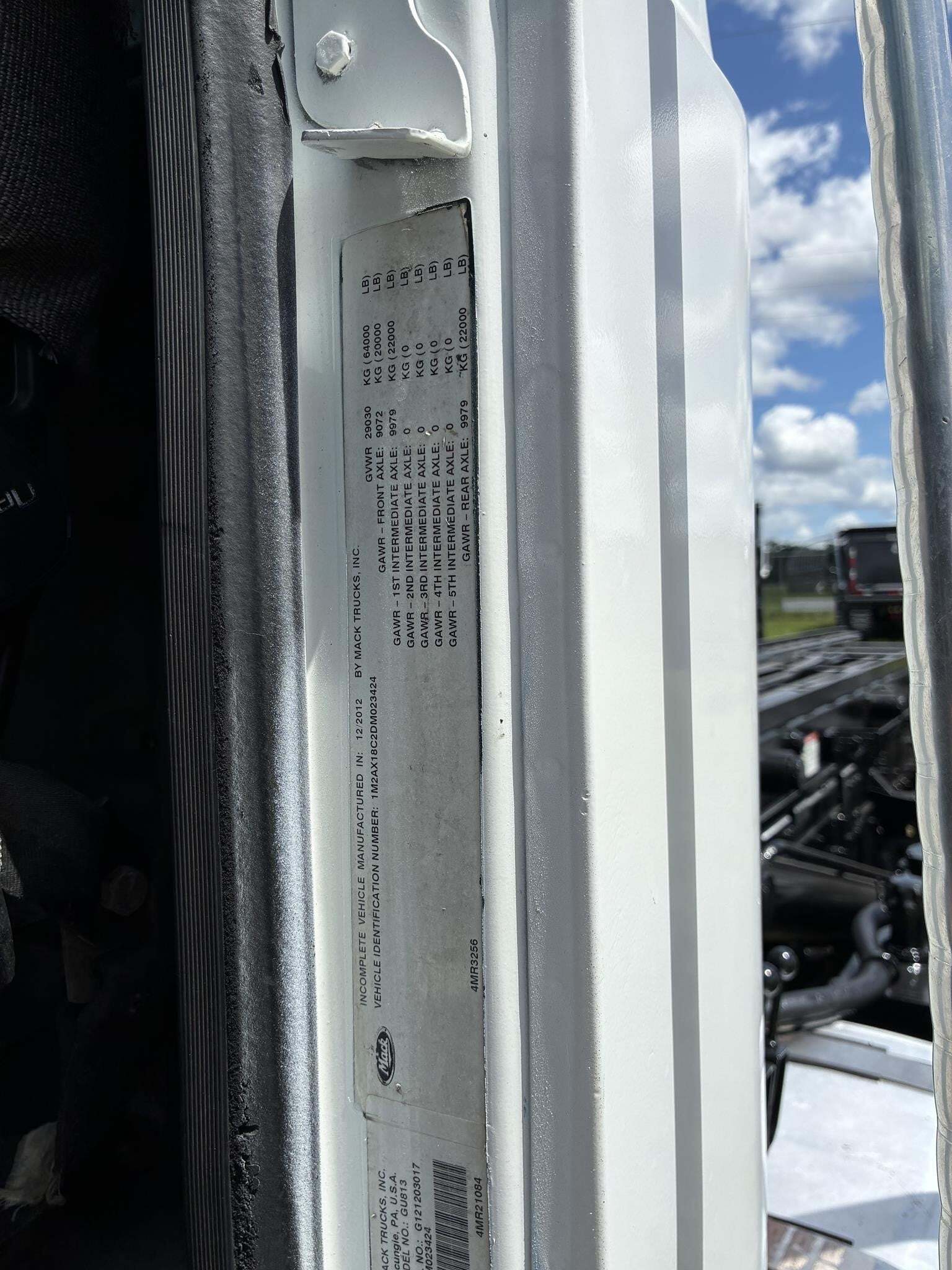 2013 Mack GRANITE GU813