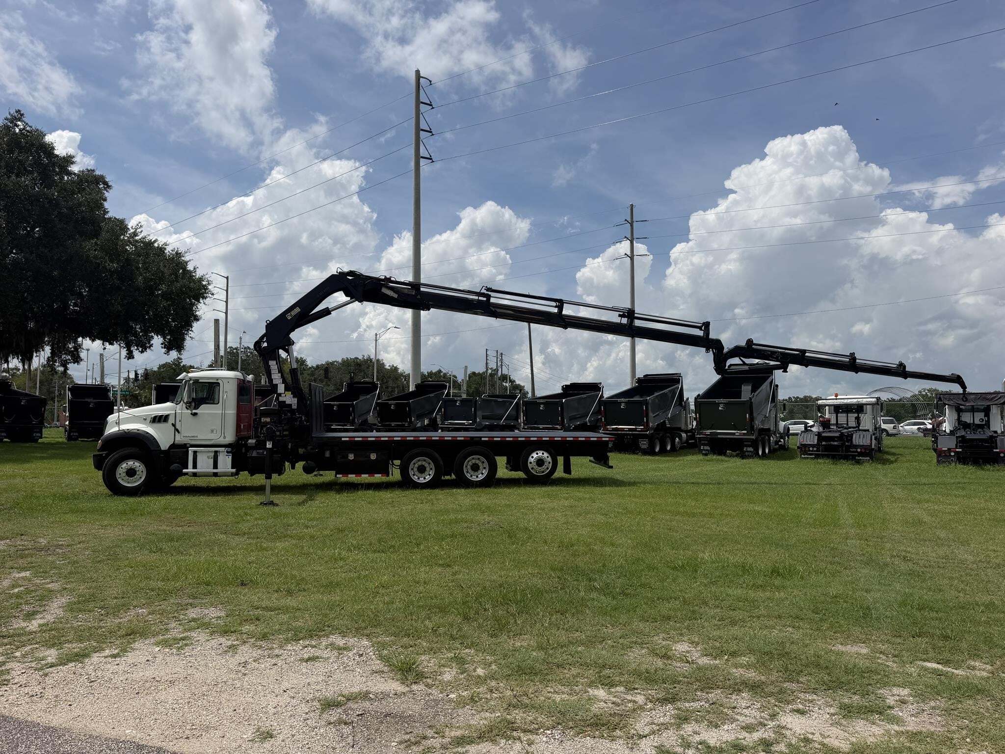 2016 Hiab XS322E-4 HIPRO