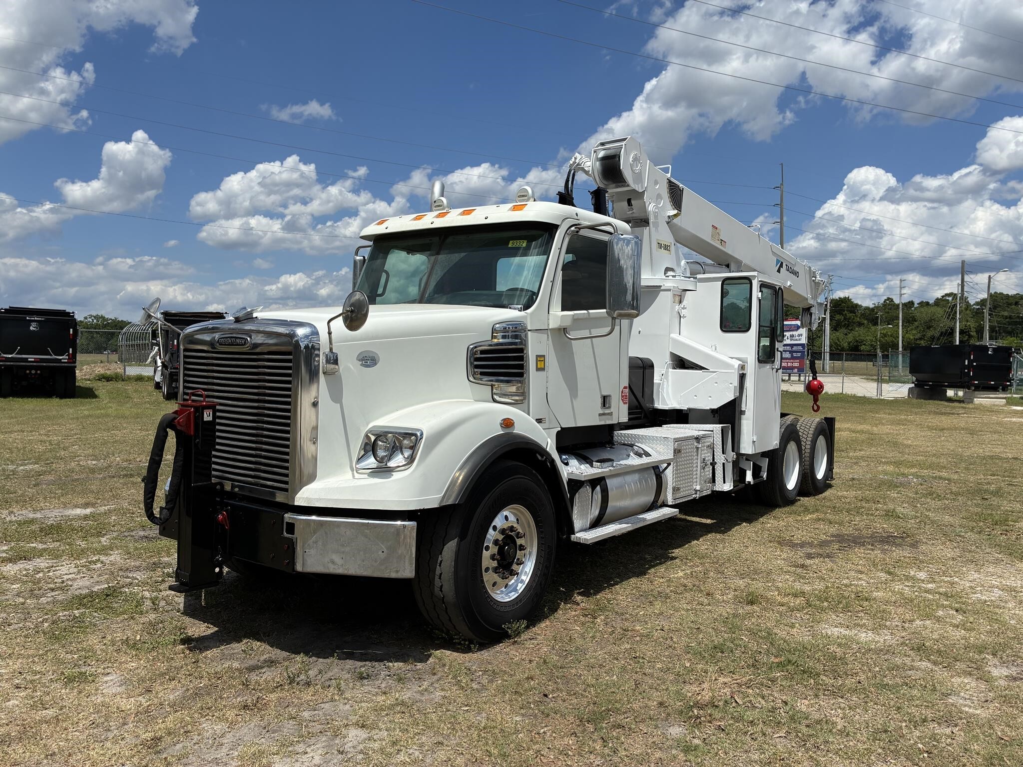 Photo of 2012 Freightliner CORONADO 114