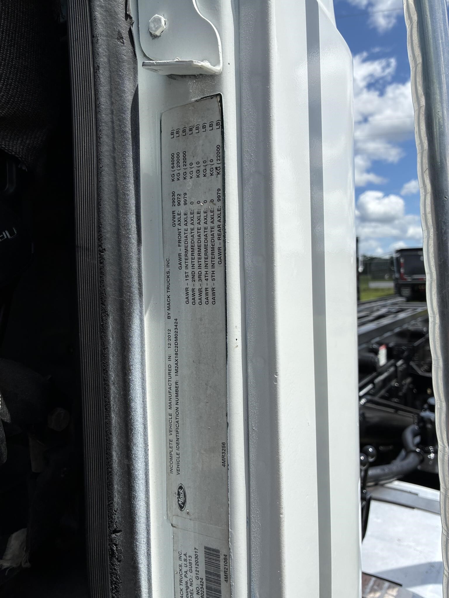 2013 Mack GRANITE GU813