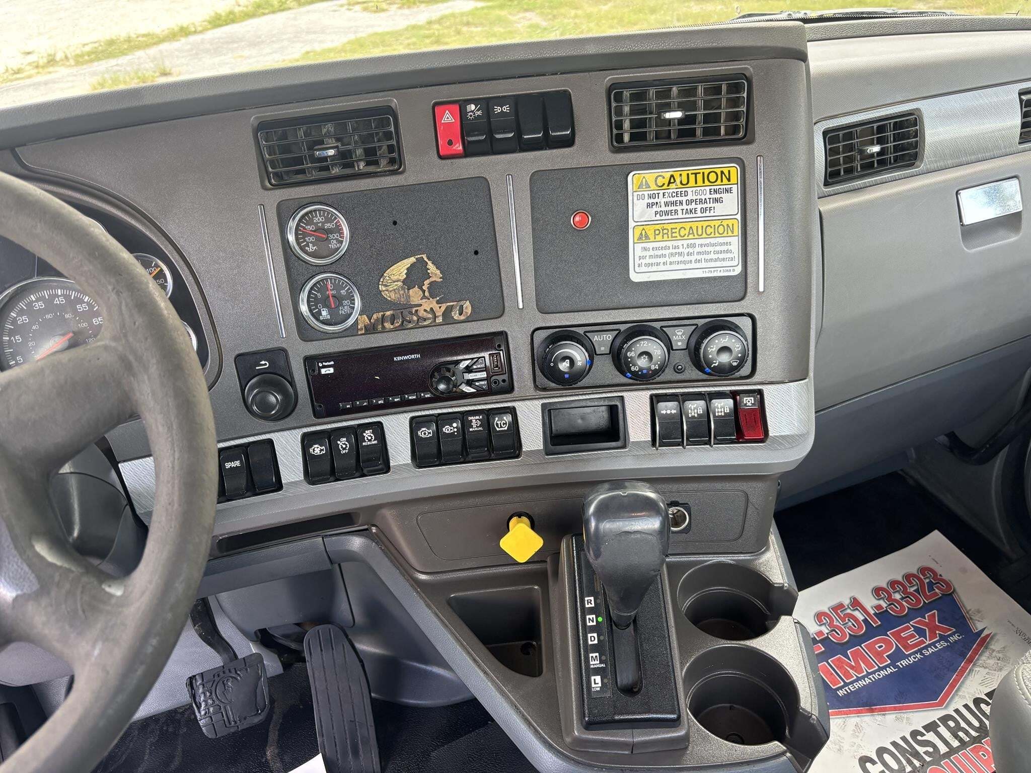2015 Kenworth T880