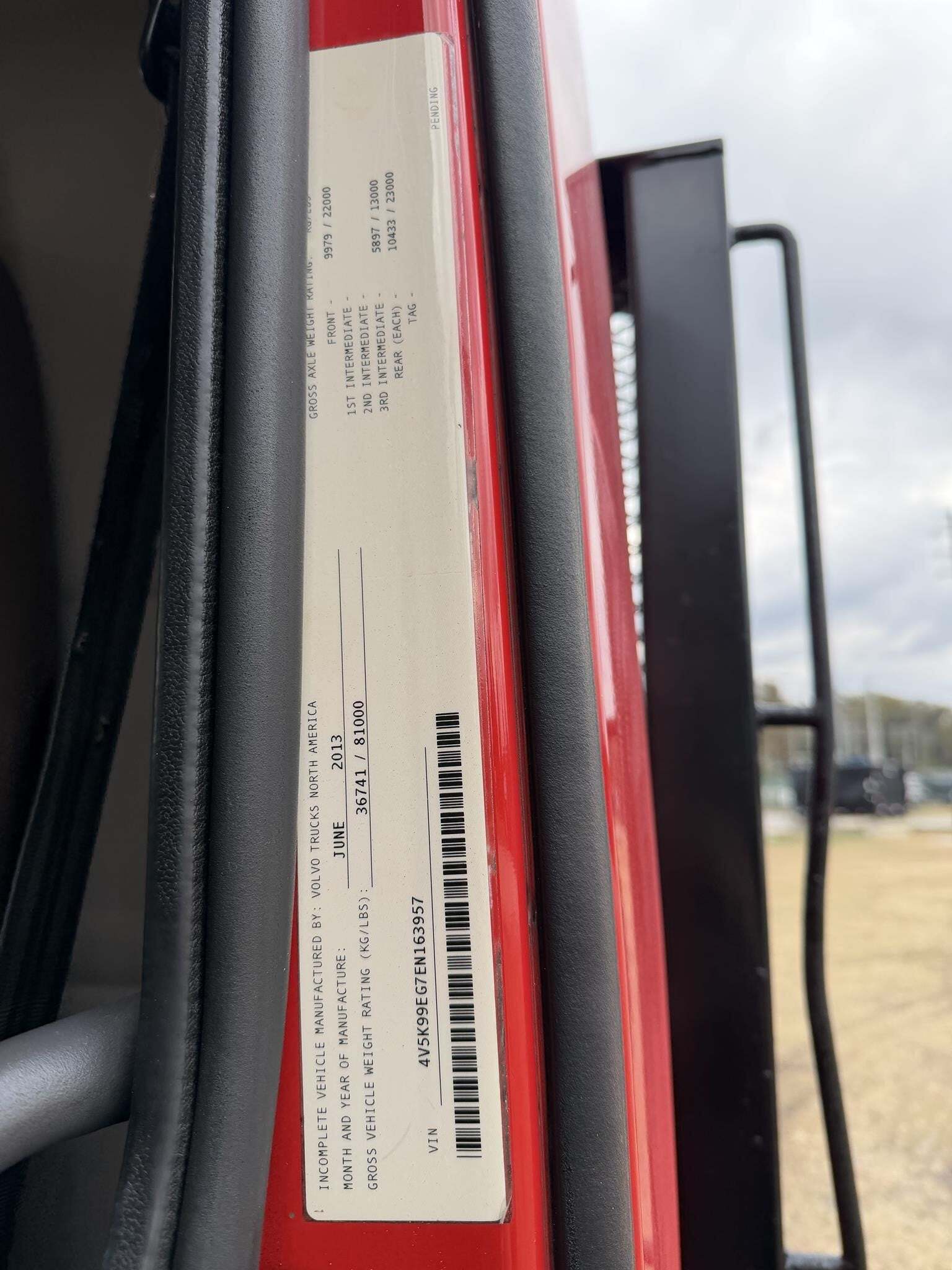2014 Volvo VHD84B200
