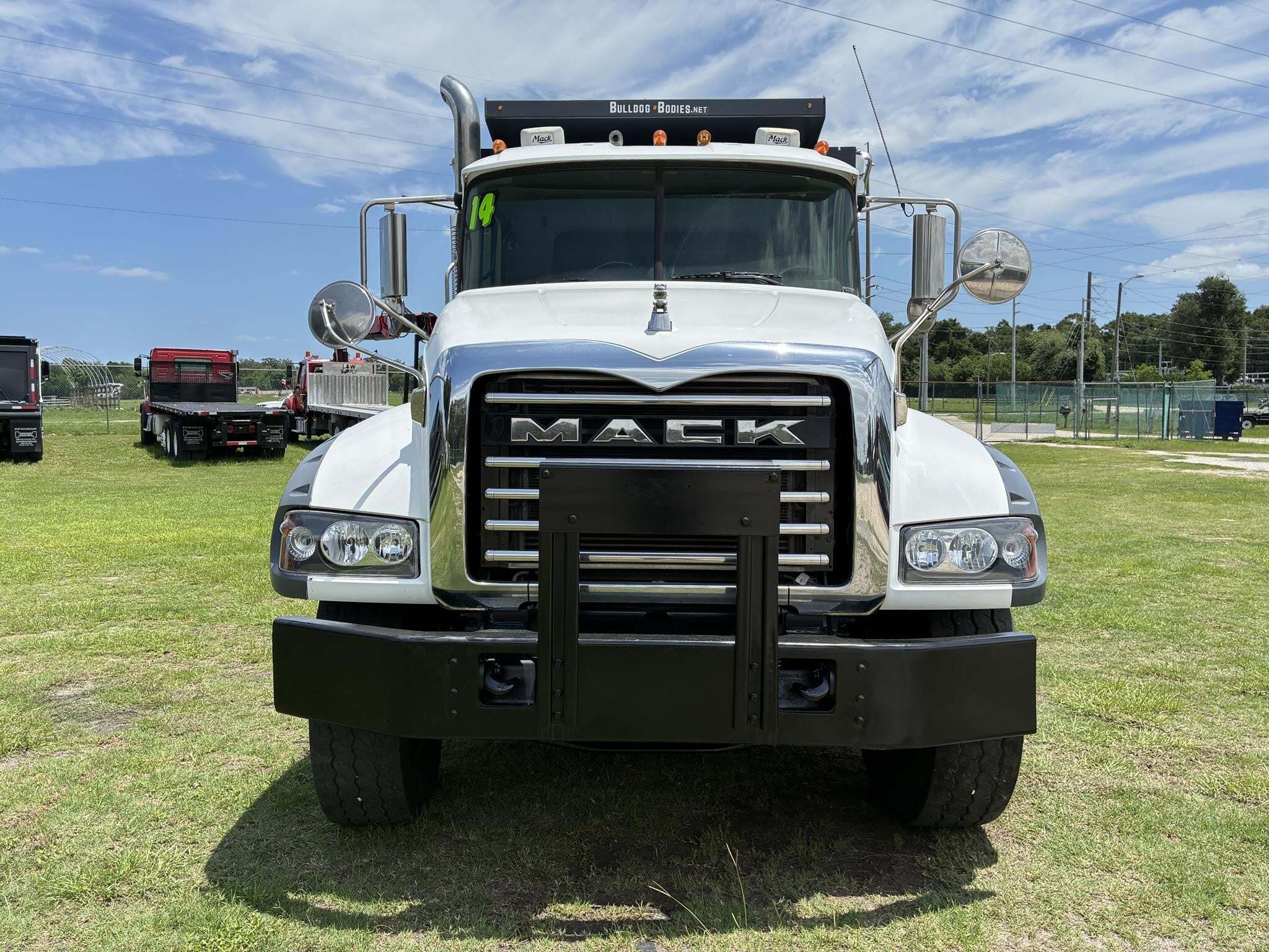 2014 Mack GRANITE GU713
