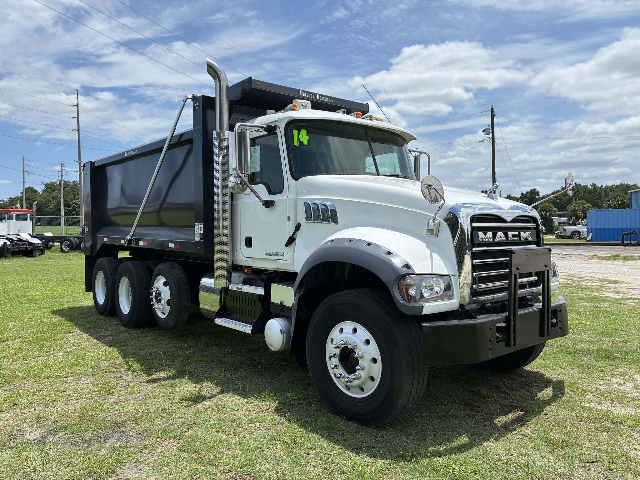 2014 Mack GRANITE GU713