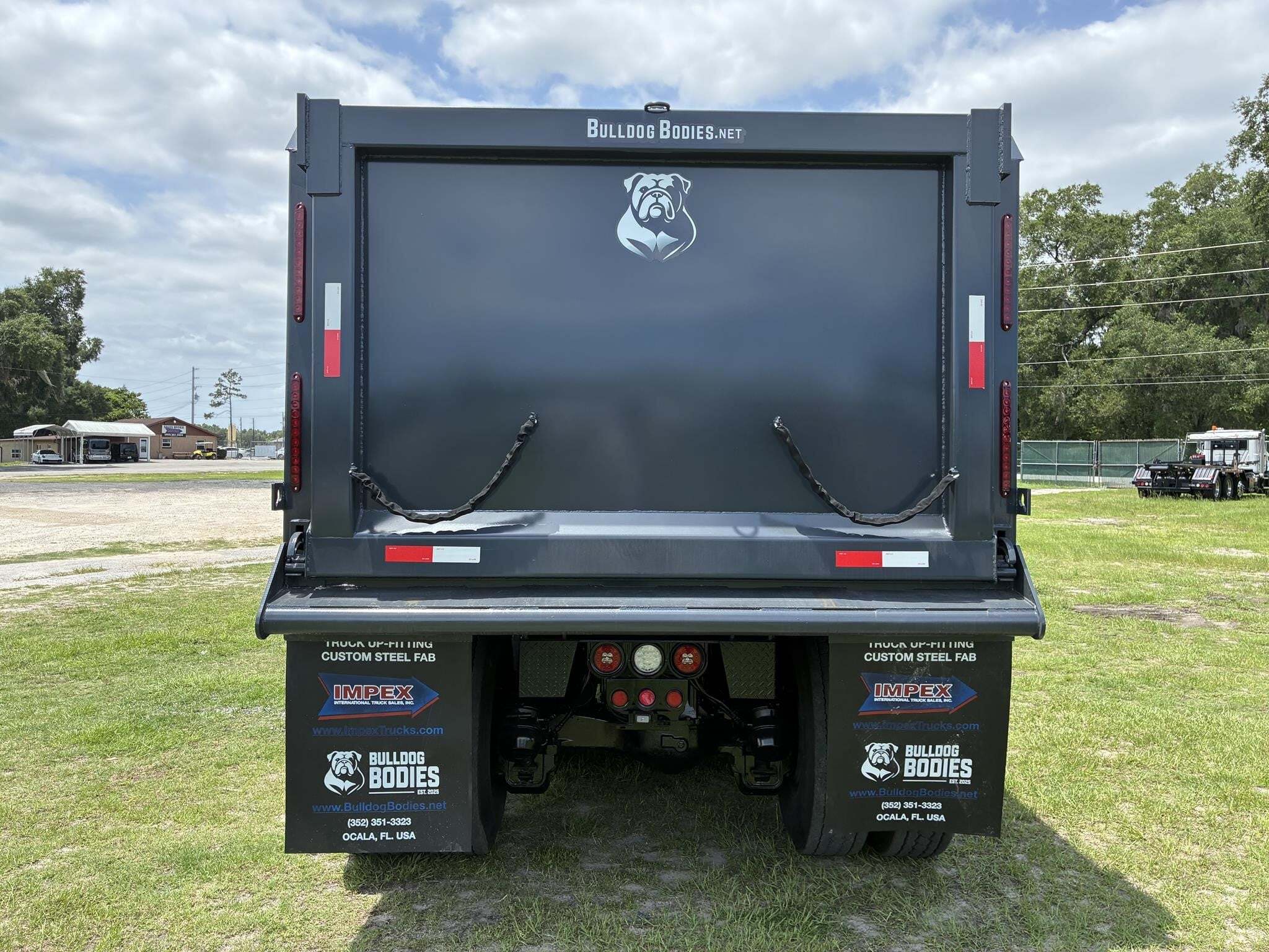 2014 Mack GRANITE GU713