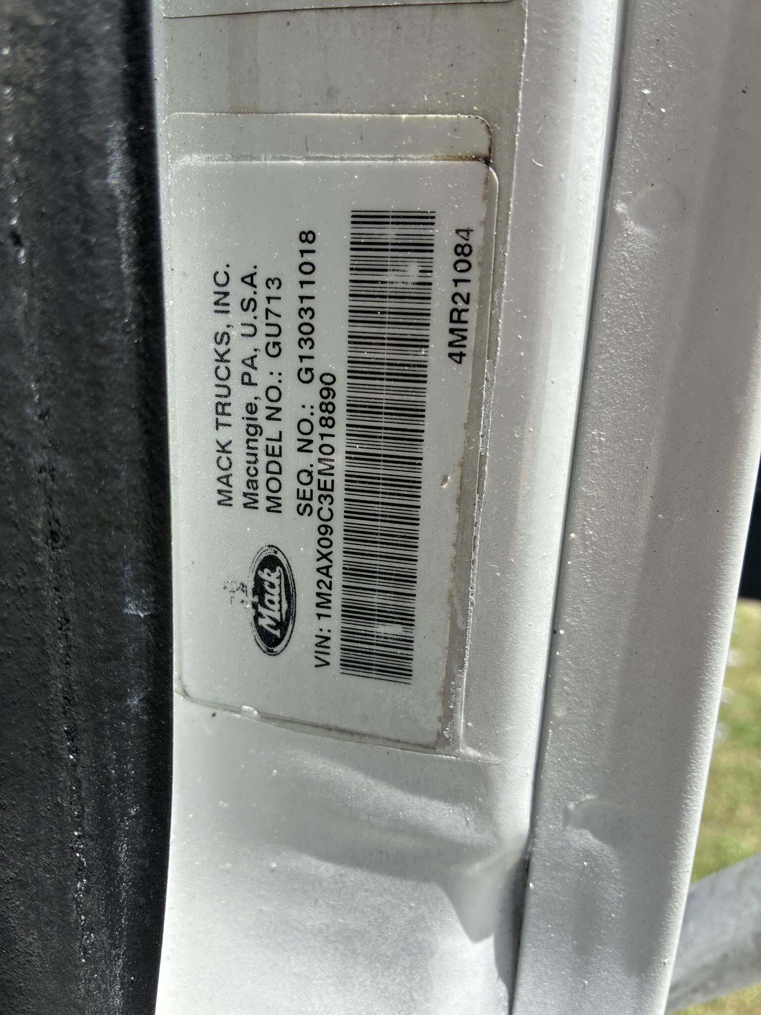 2014 Mack GRANITE GU713