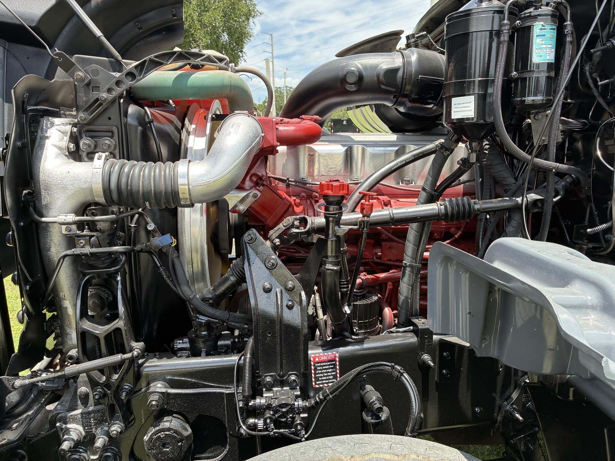 2014 Mack GRANITE GU713