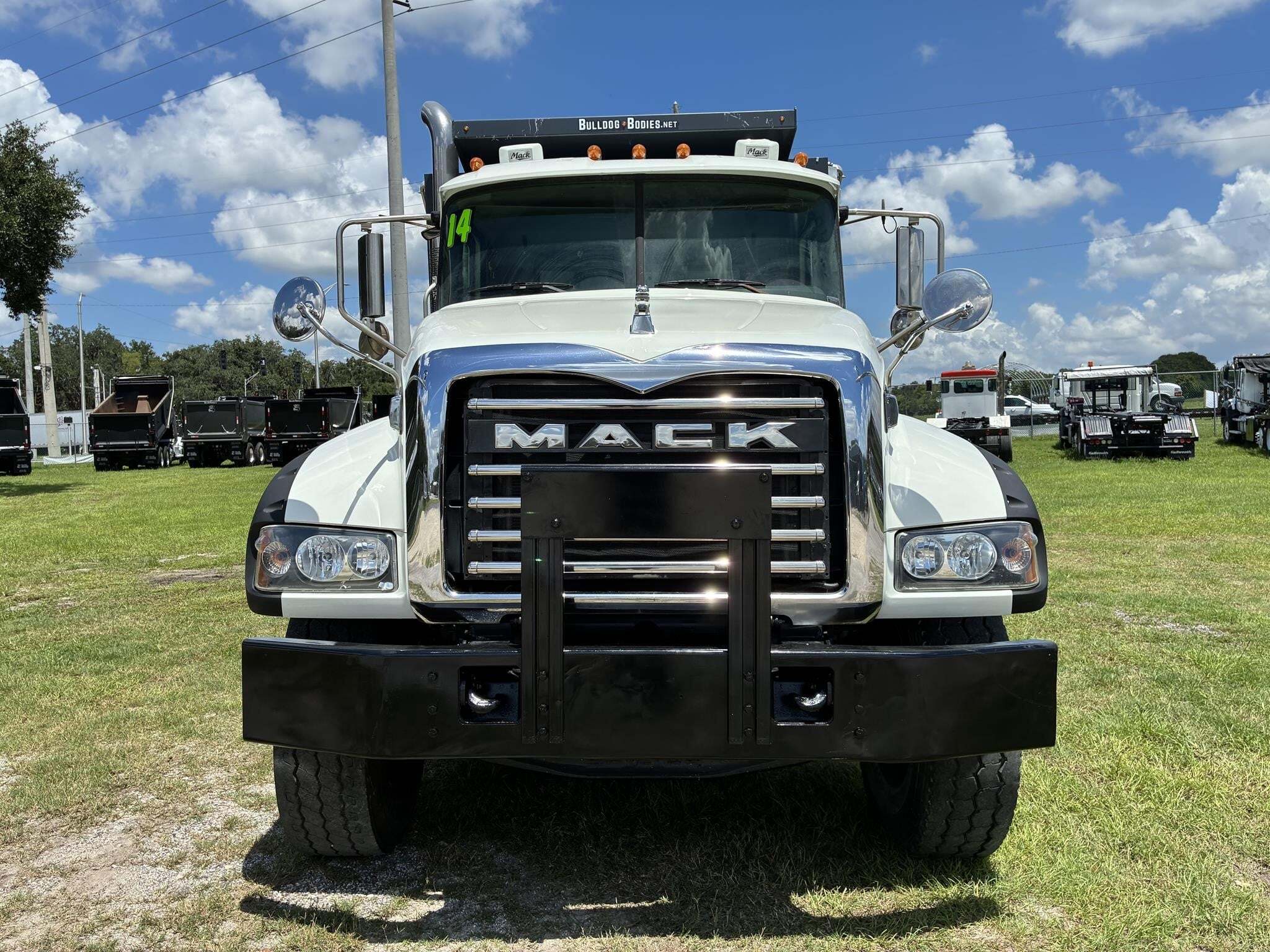 2014 Mack GRANITE GU713