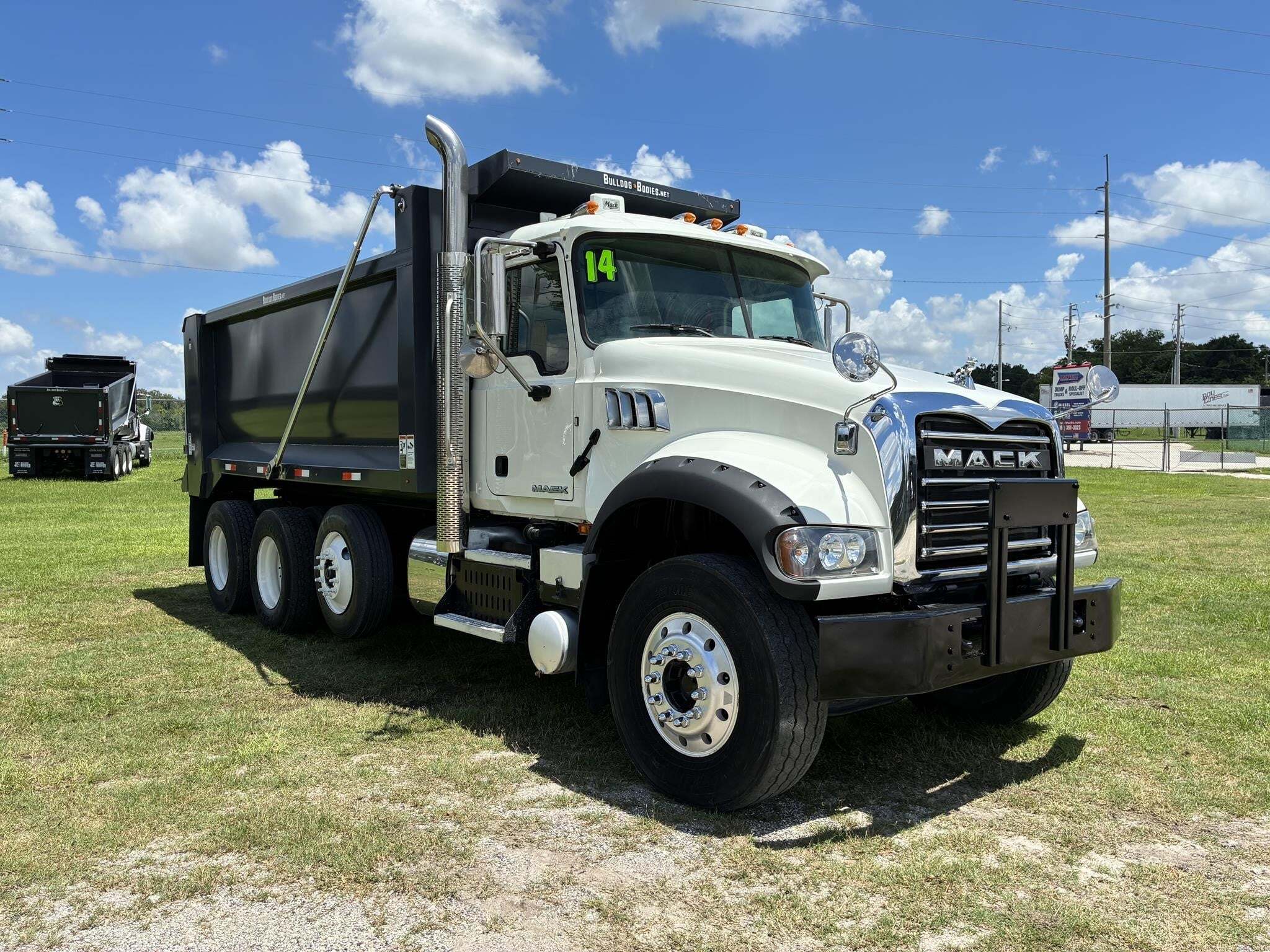 2014 Mack GRANITE GU713