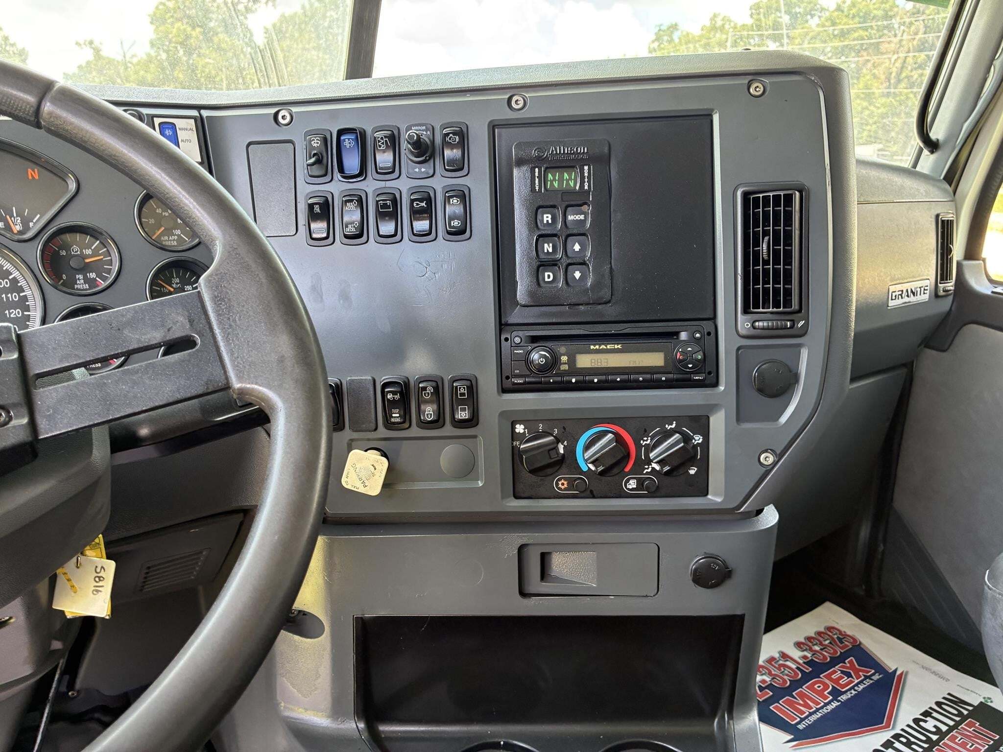 2014 Mack GRANITE GU713