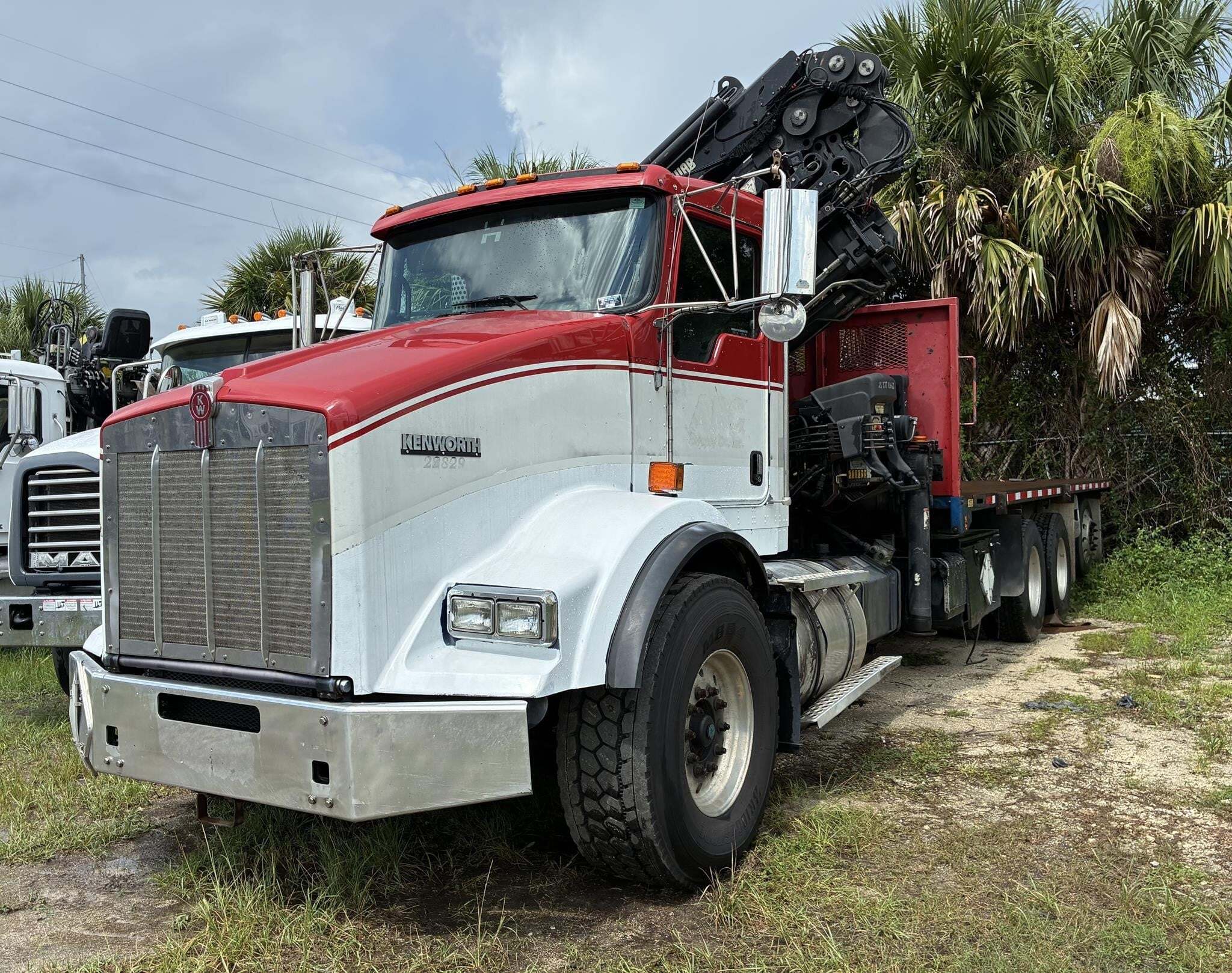 Photo of 2015 Kenworth T800