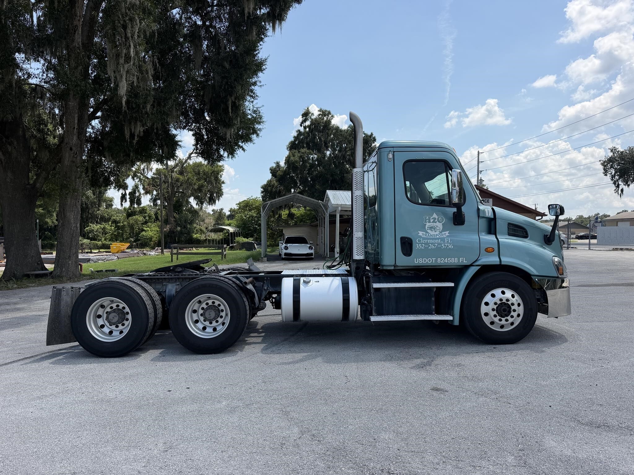 2018 Freightliner CASCADIA 125