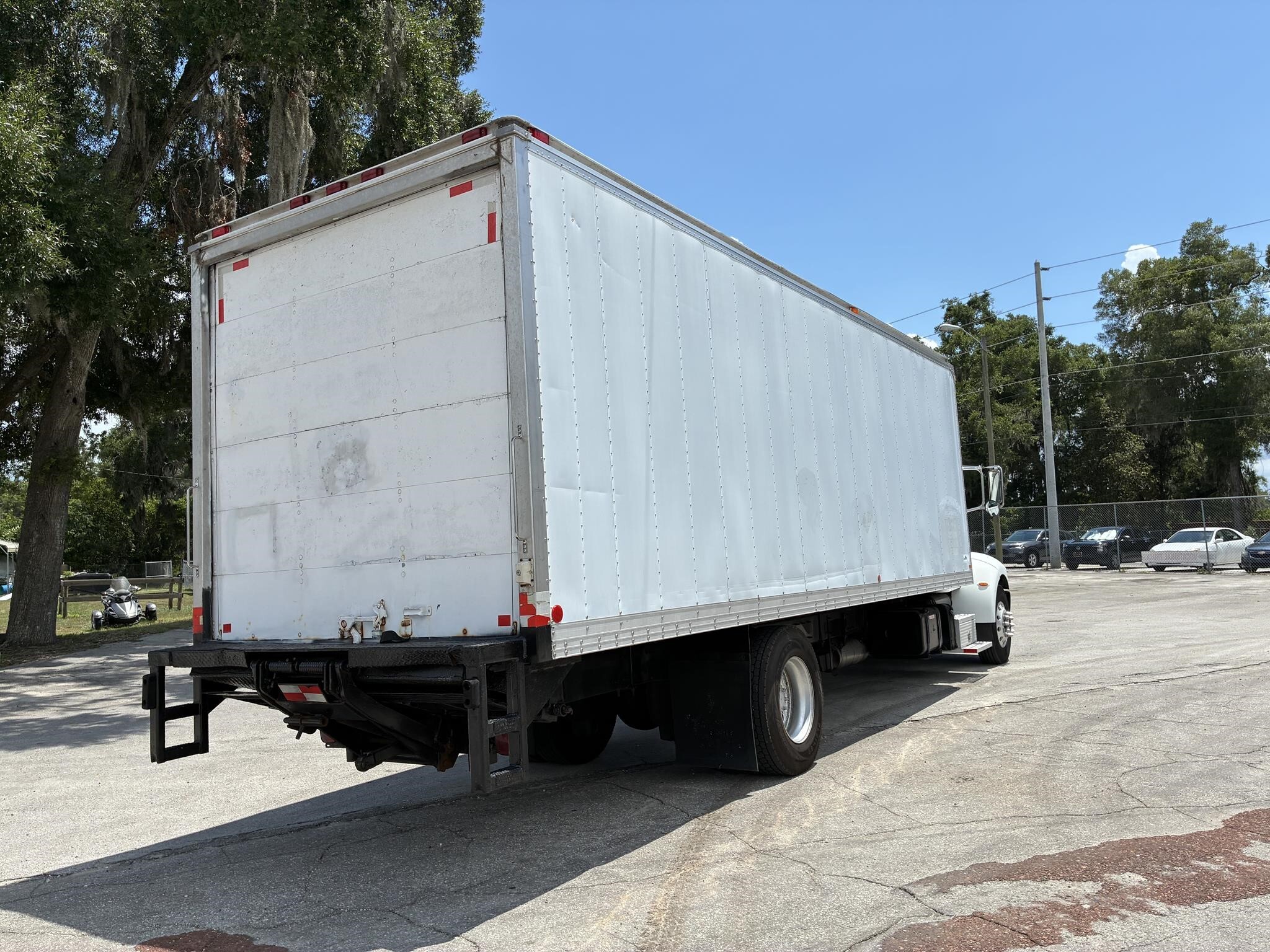 2013 Peterbilt 337
