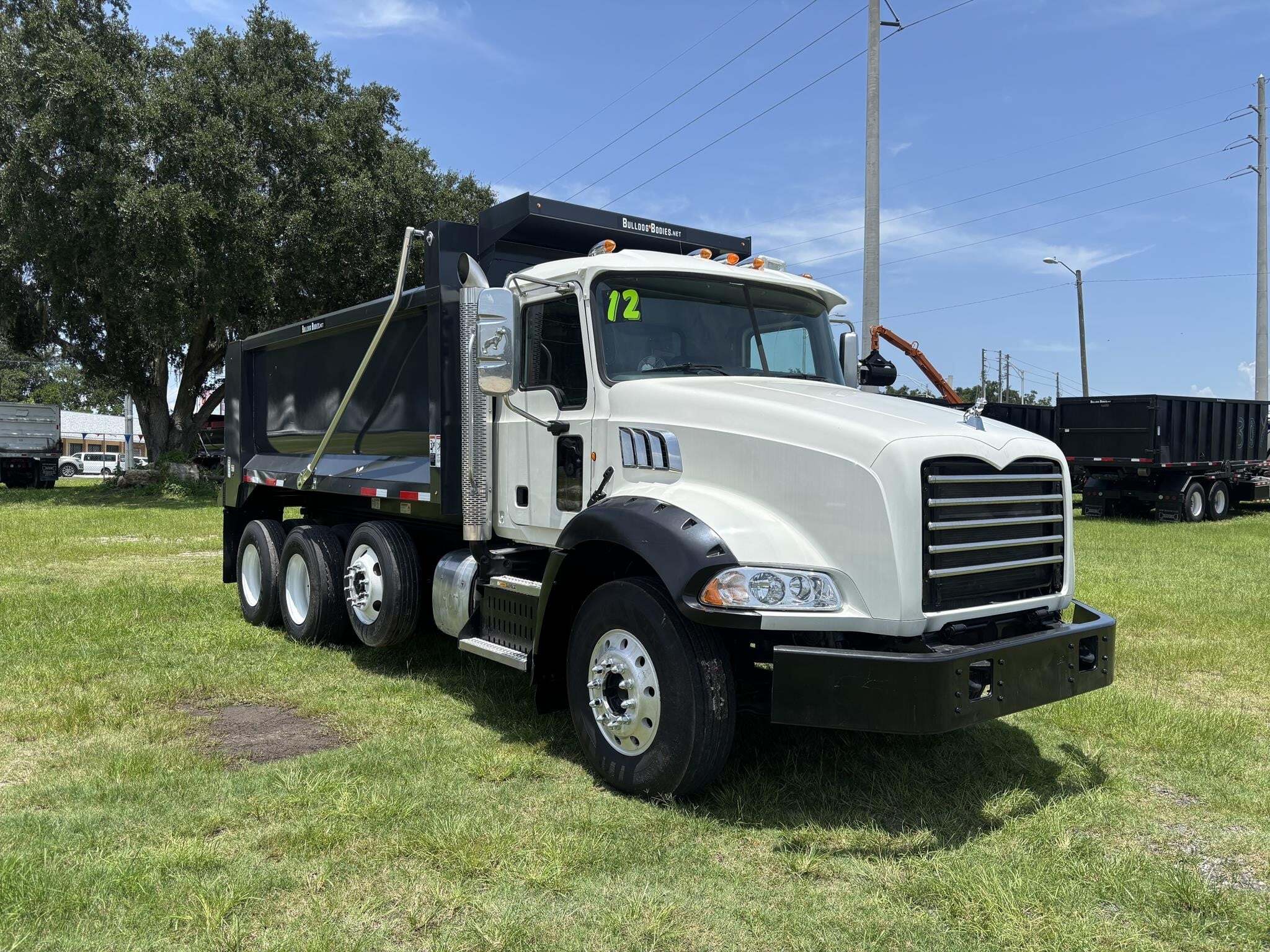 2012 Mack GRANITE GU813