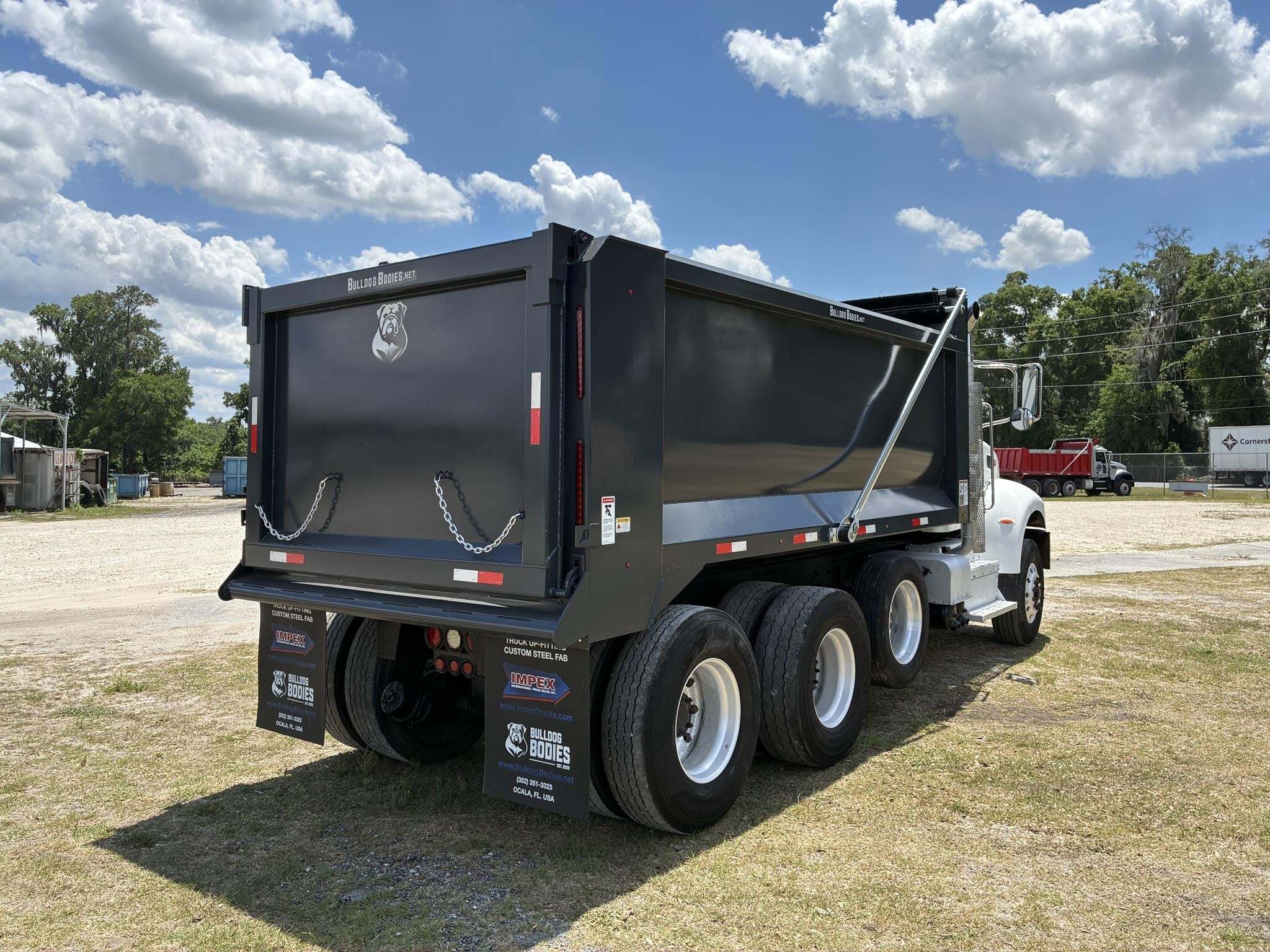 2016 Peterbilt 382