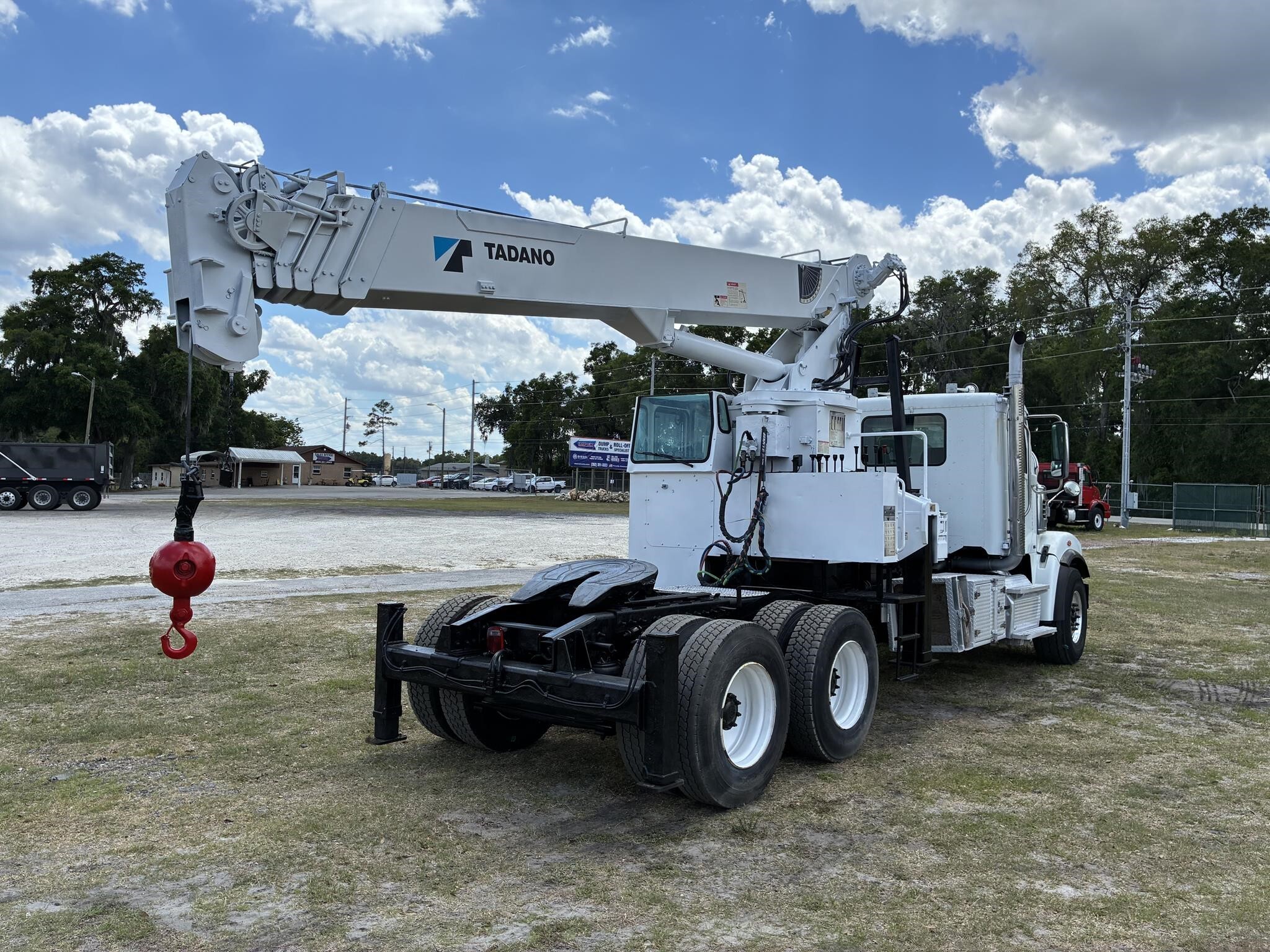 2012 Freightliner CORONADO 114