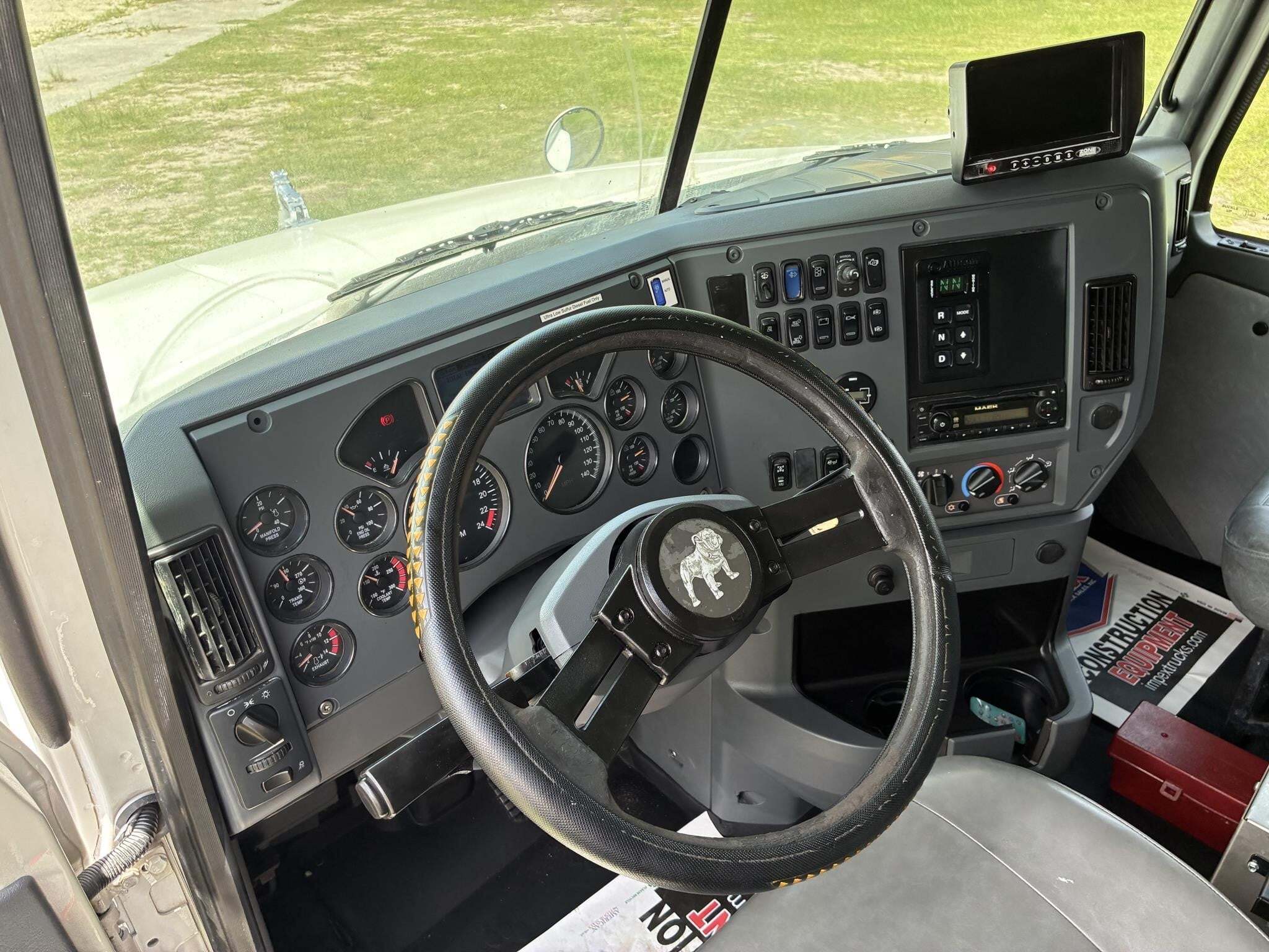 2014 Mack GRANITE GU713
