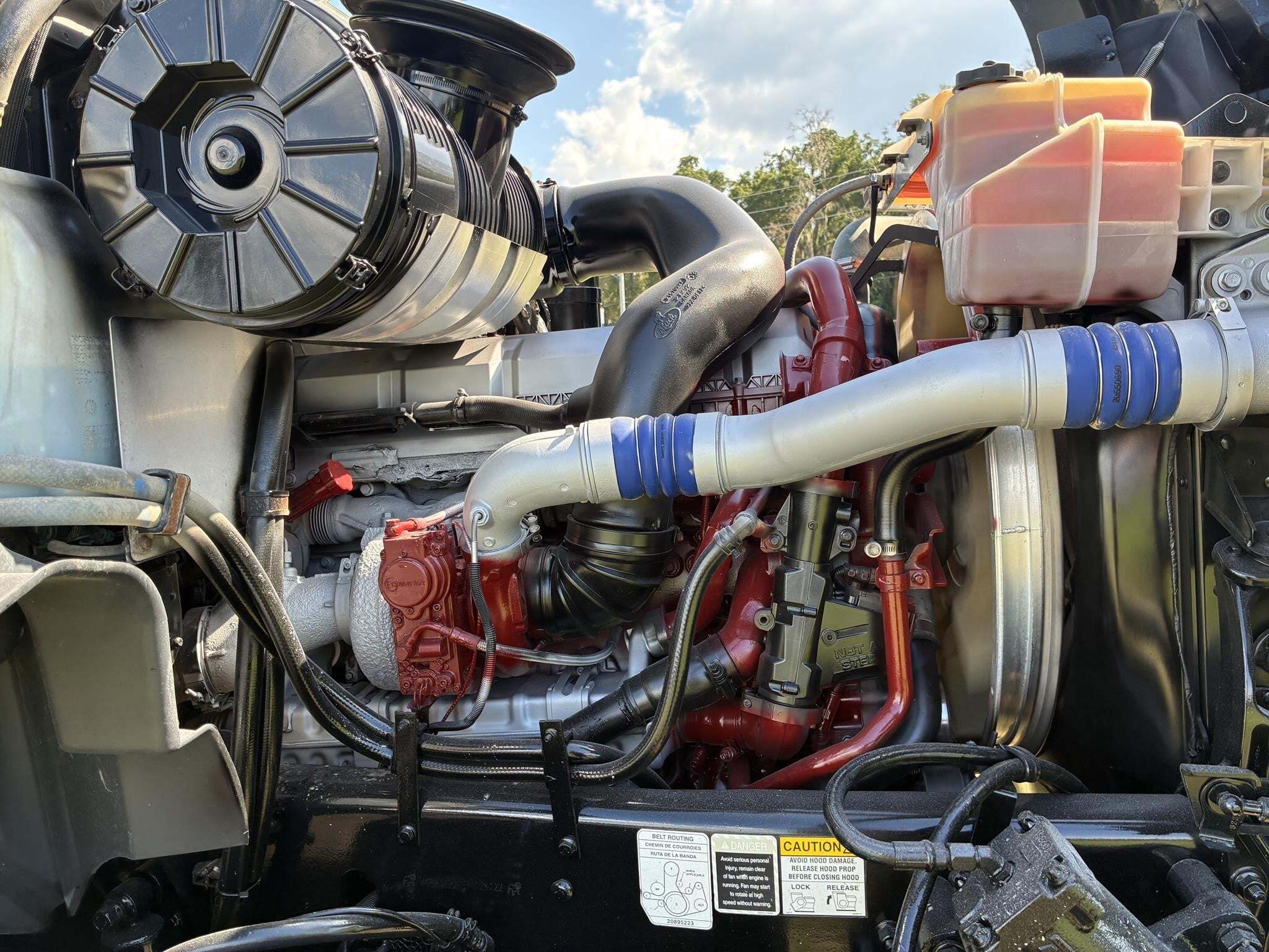 2015 Mack GRANITE GU813