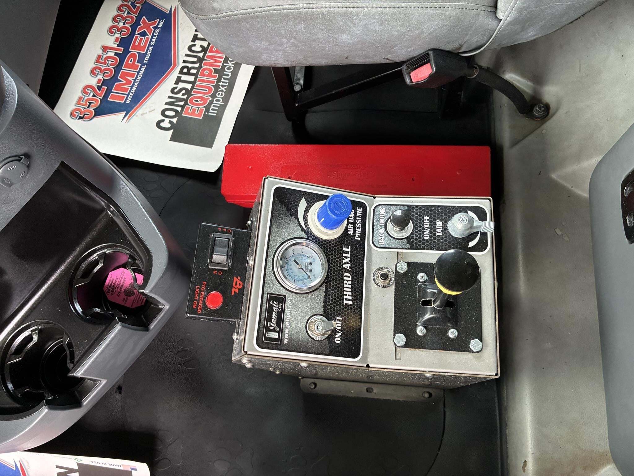 2015 Mack GRANITE GU713