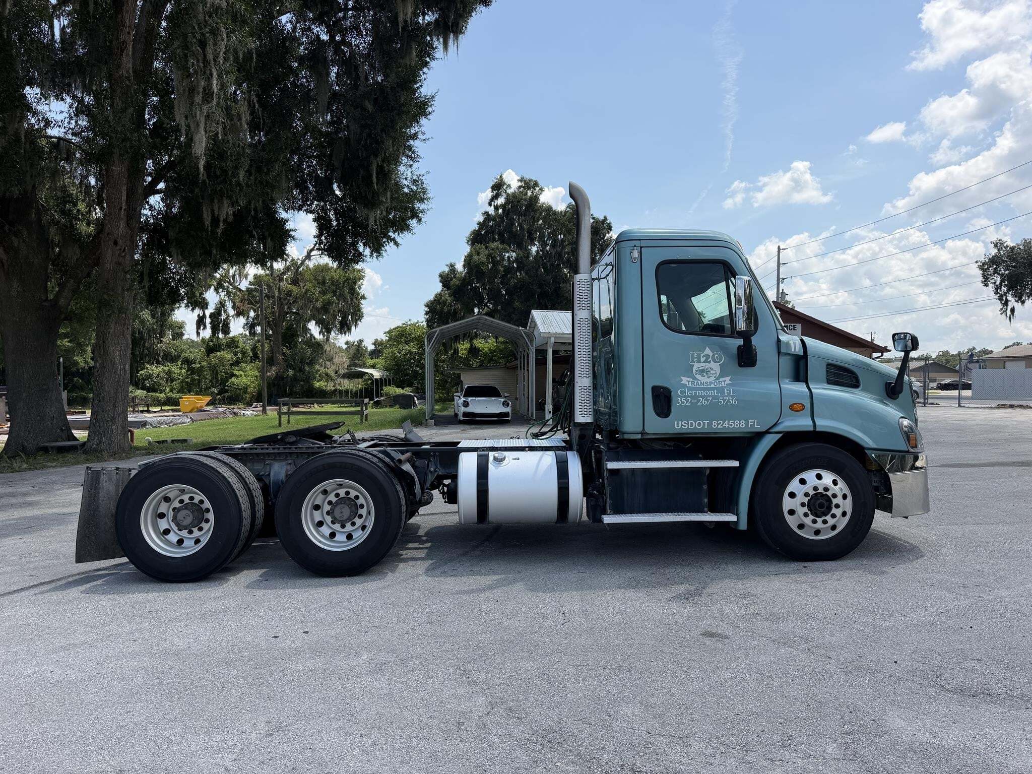 2018 Freightliner Cascadia 113