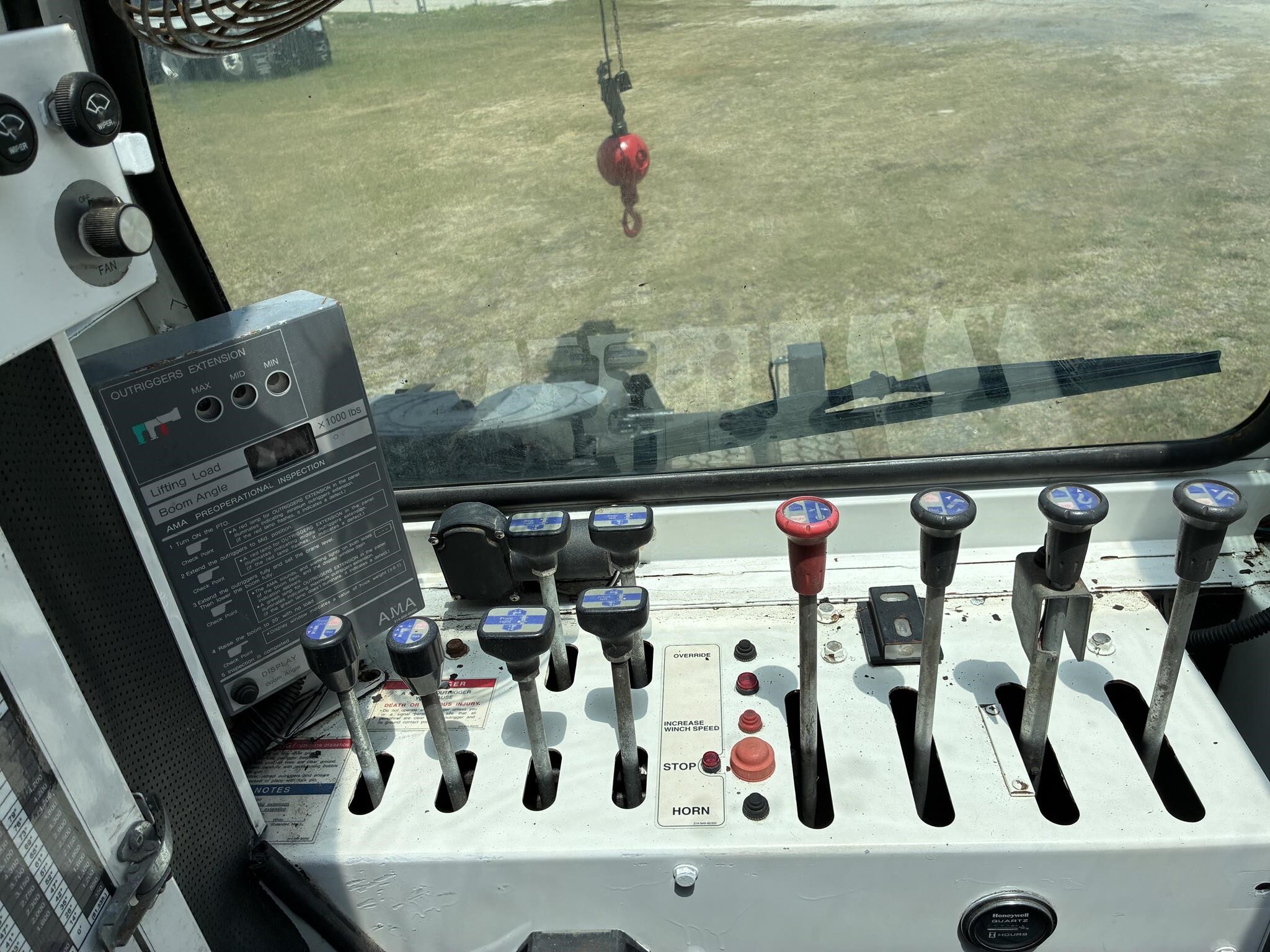 2012 Freightliner CORONADO 114