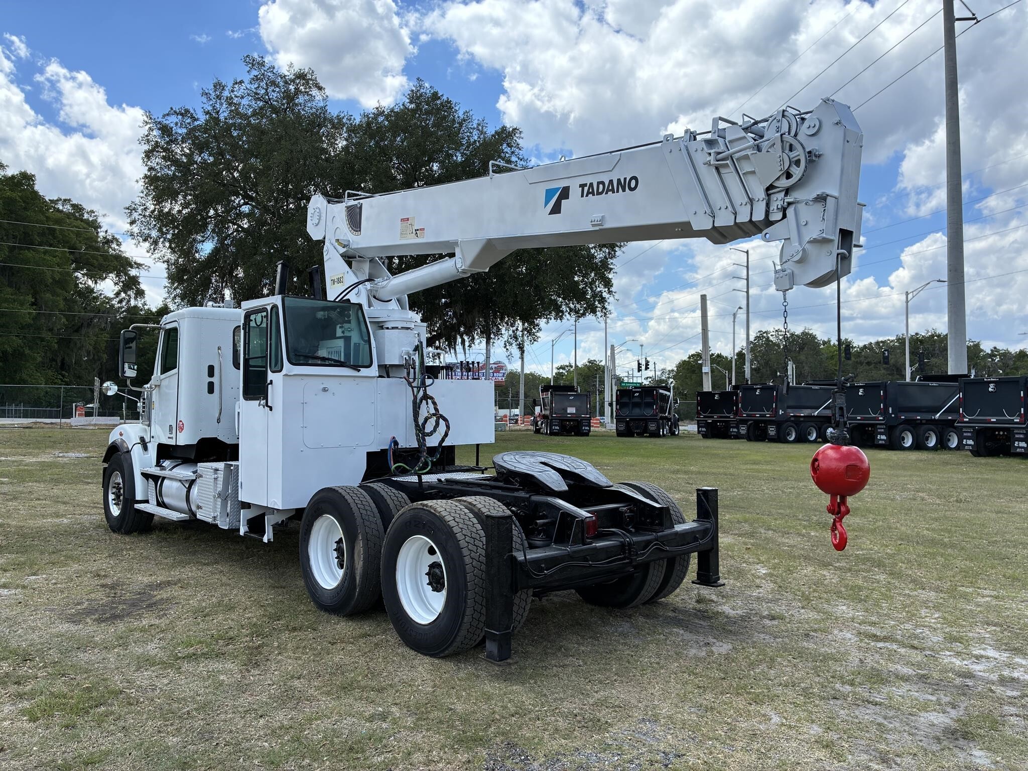 2012 Freightliner CORONADO 114