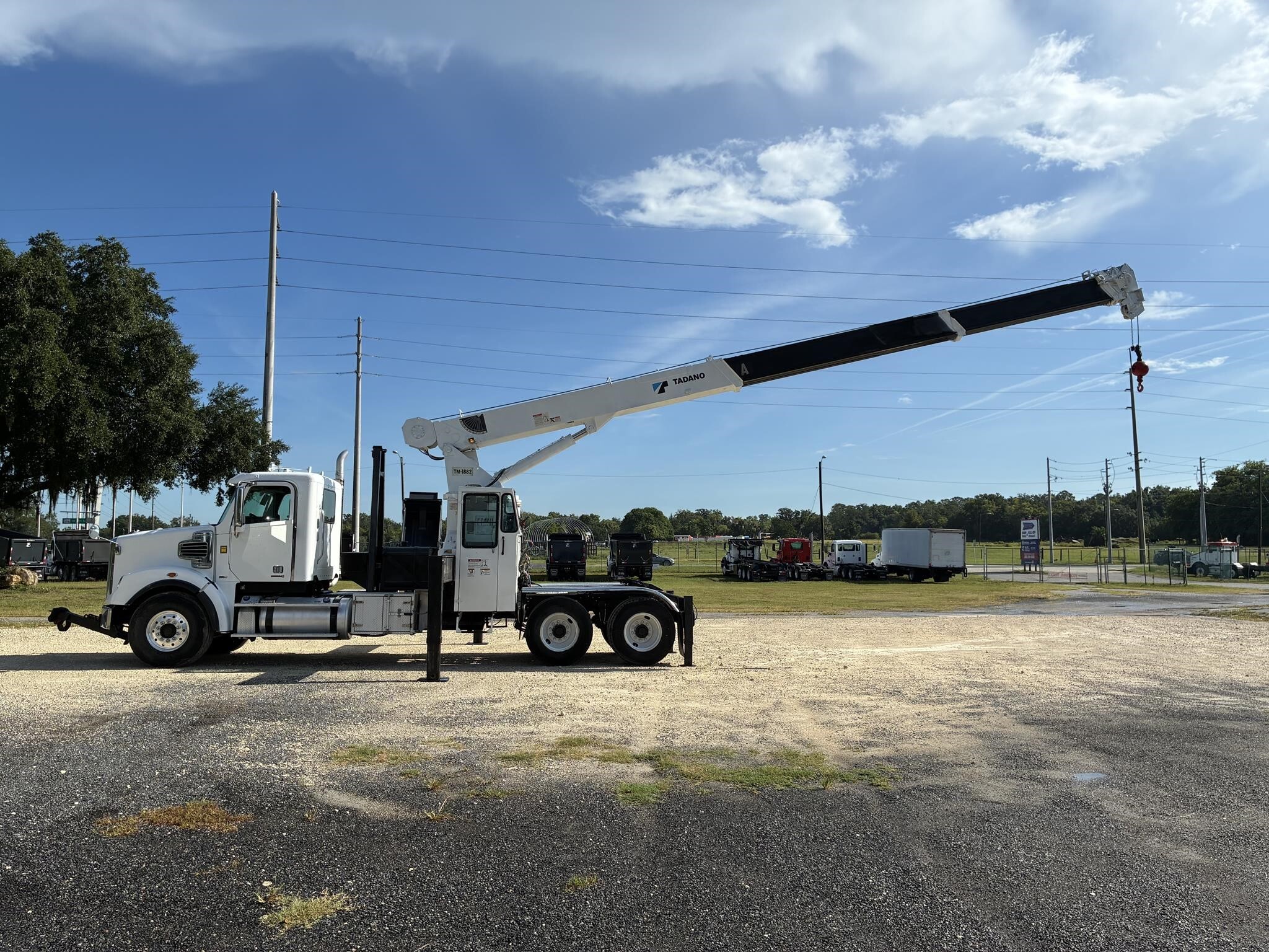2012 Freightliner CORONADO 114